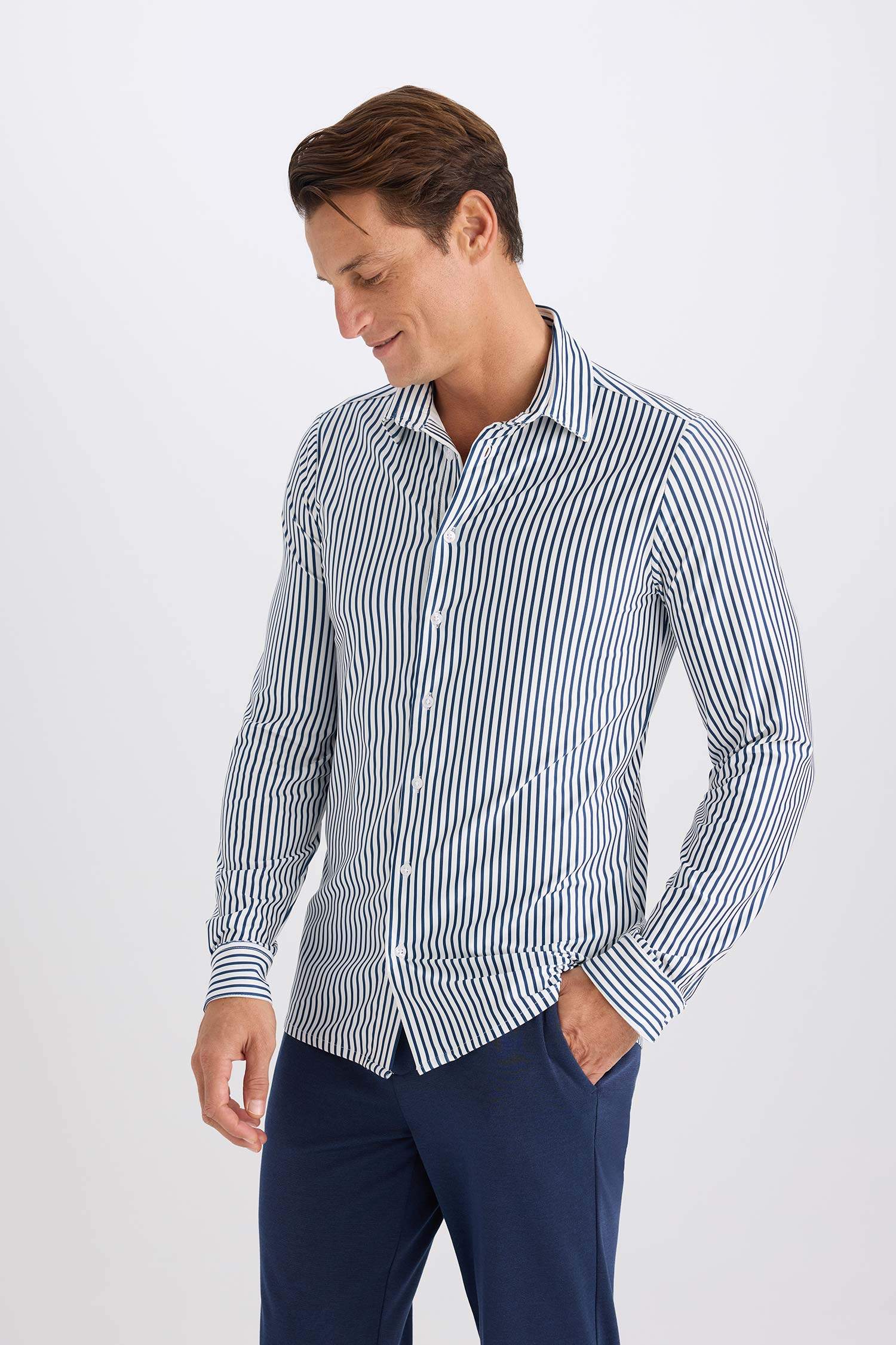 Slim Fit Dar Kesim Polo Yaka Çizgili Uzun Kollu Gömlek