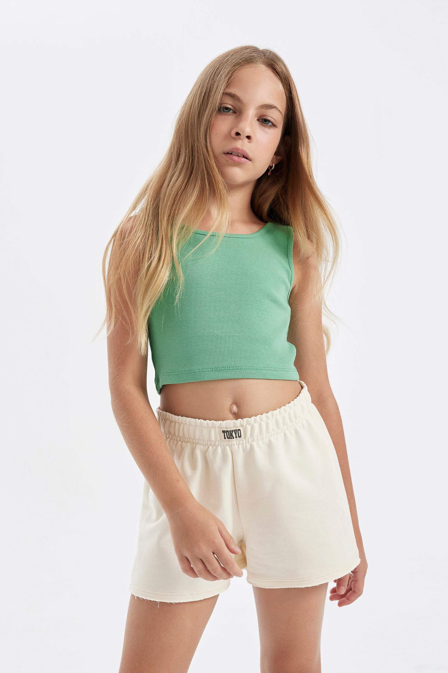 Girl Crew Neck Basic Crop Top