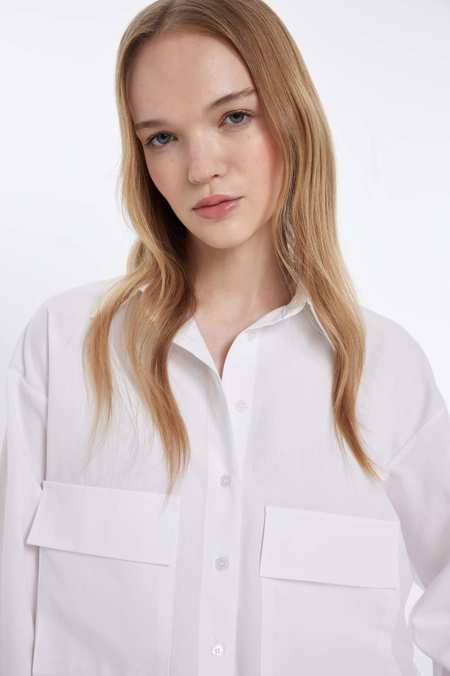 قميص كم طويل واسع بوبلين