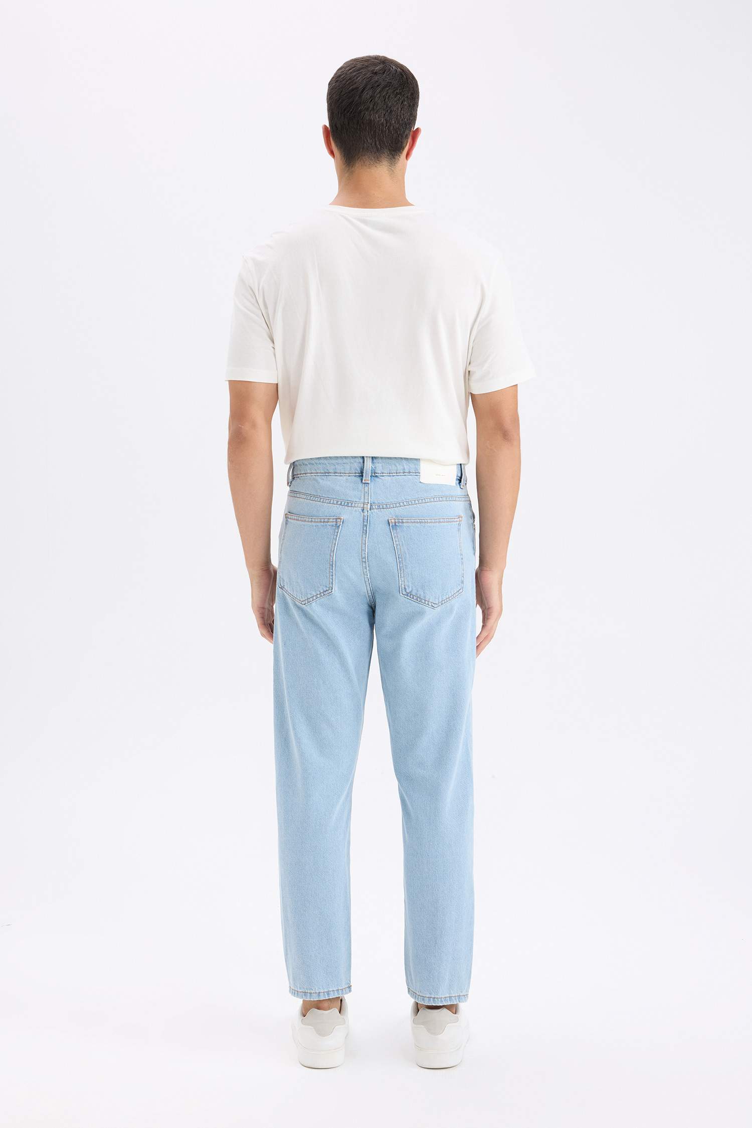 90's Slim Fit Skinny Leg Washed Jeans