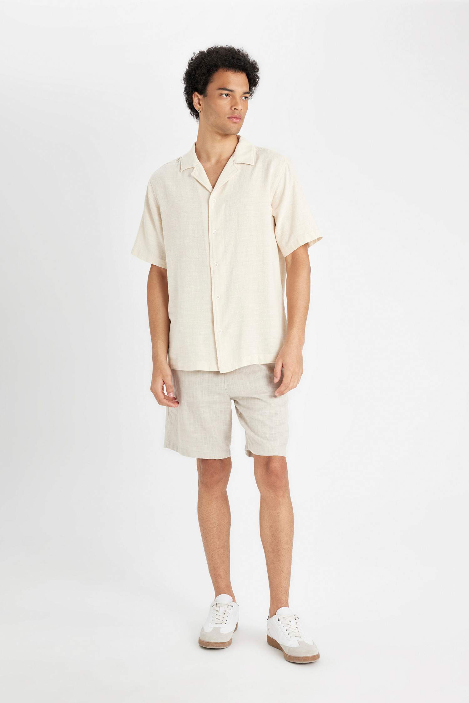 Regular Fit Apache Collar Cotton Short Sleeve Shirt