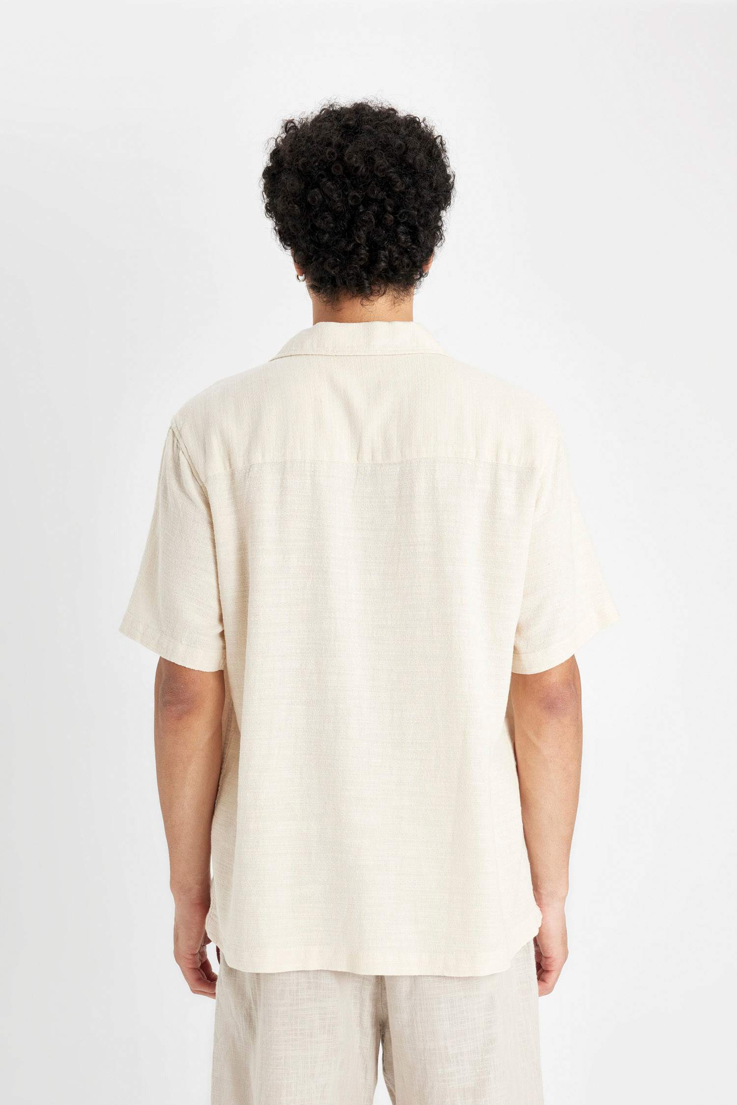 قميص قطن نص ردن قصة عادية بياخة عالية