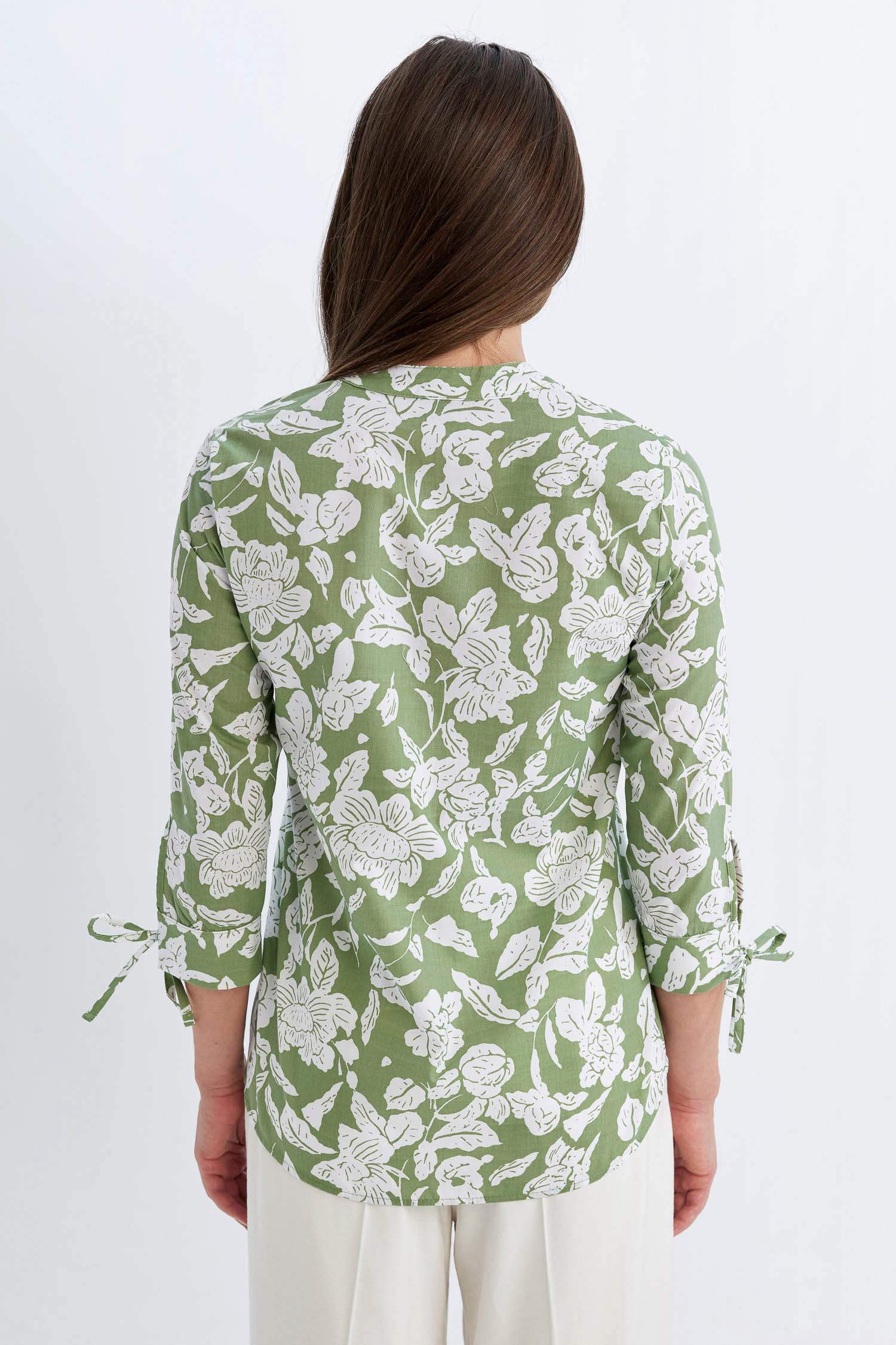 قميص قطن نص كم قصة عادية وياقة جاكيت