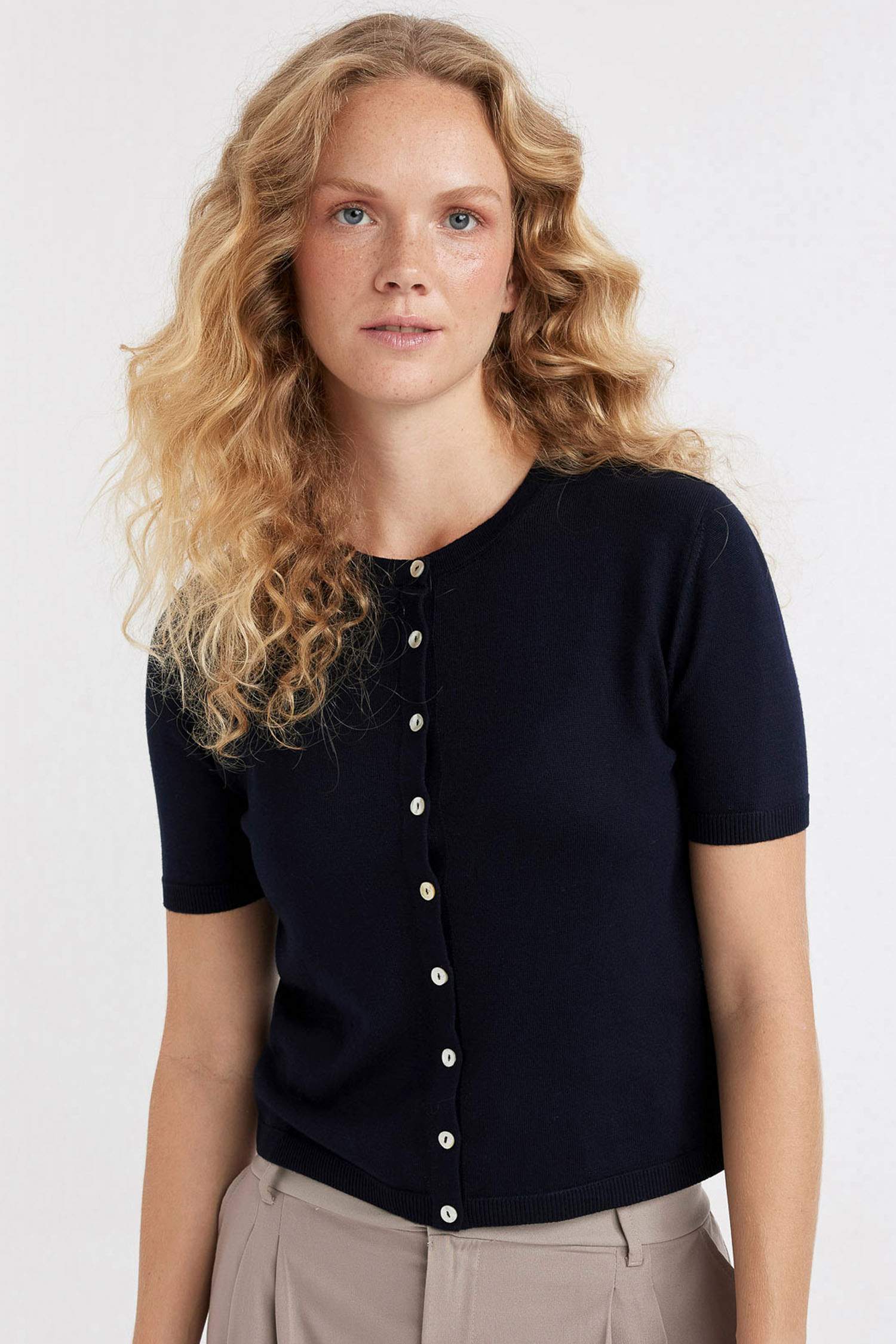 Regular Fit Basic Knitted Cardigan