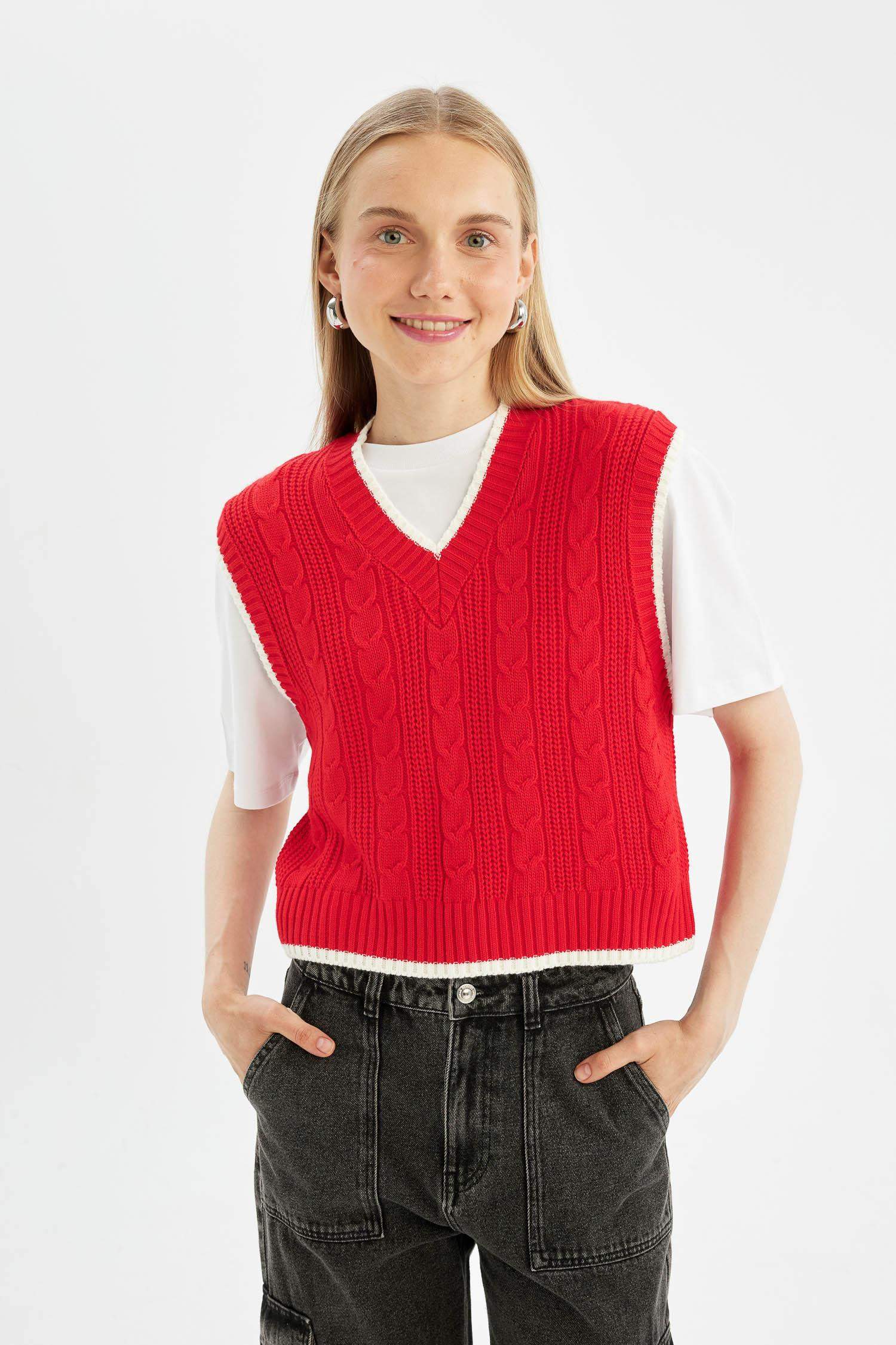Slim Fit V-Neck Knitwear Vest