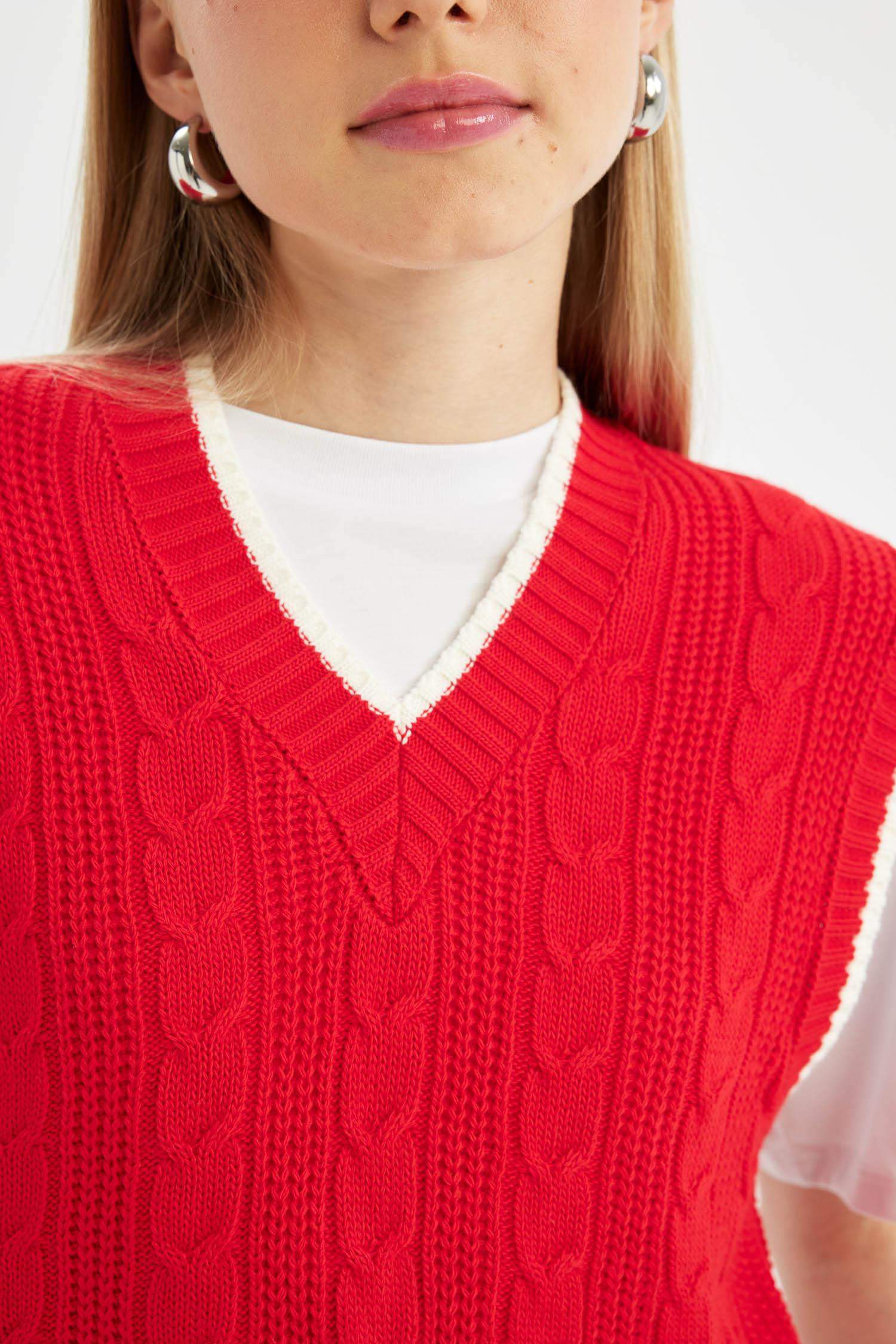 Slim Fit V-Neck Knitwear Vest