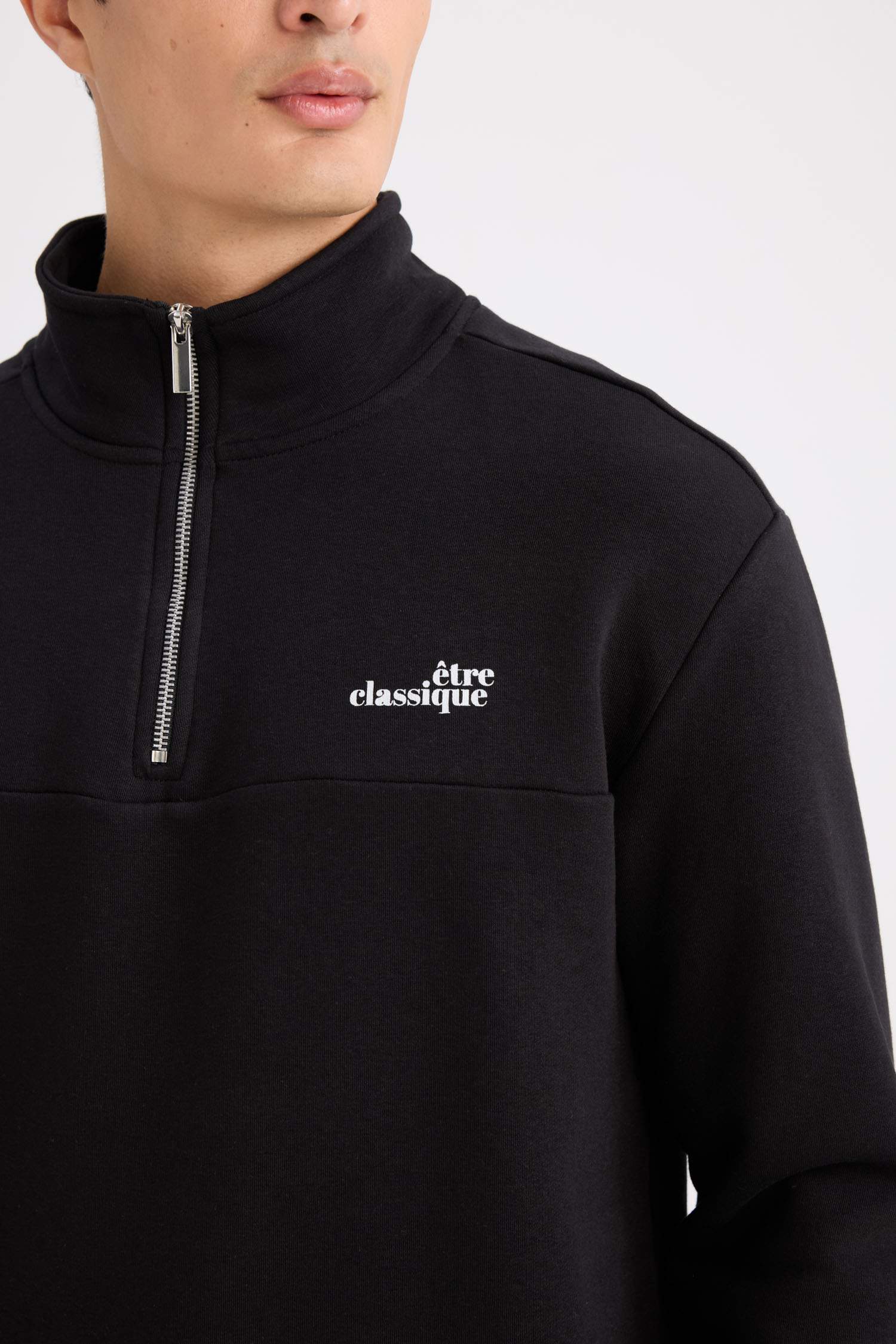 Relax Fit Dik Yaka Fermuarlı Baskılı Kalın Sweatshirt