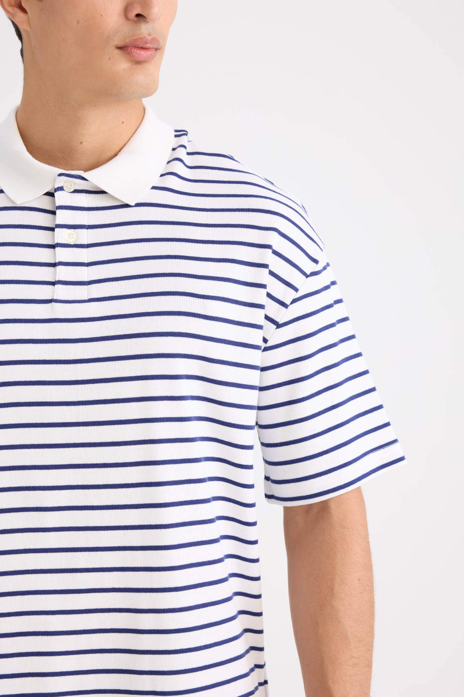 Relax Fit Polo Yaka Çizgili Kısa Kollu Ribana Tişört