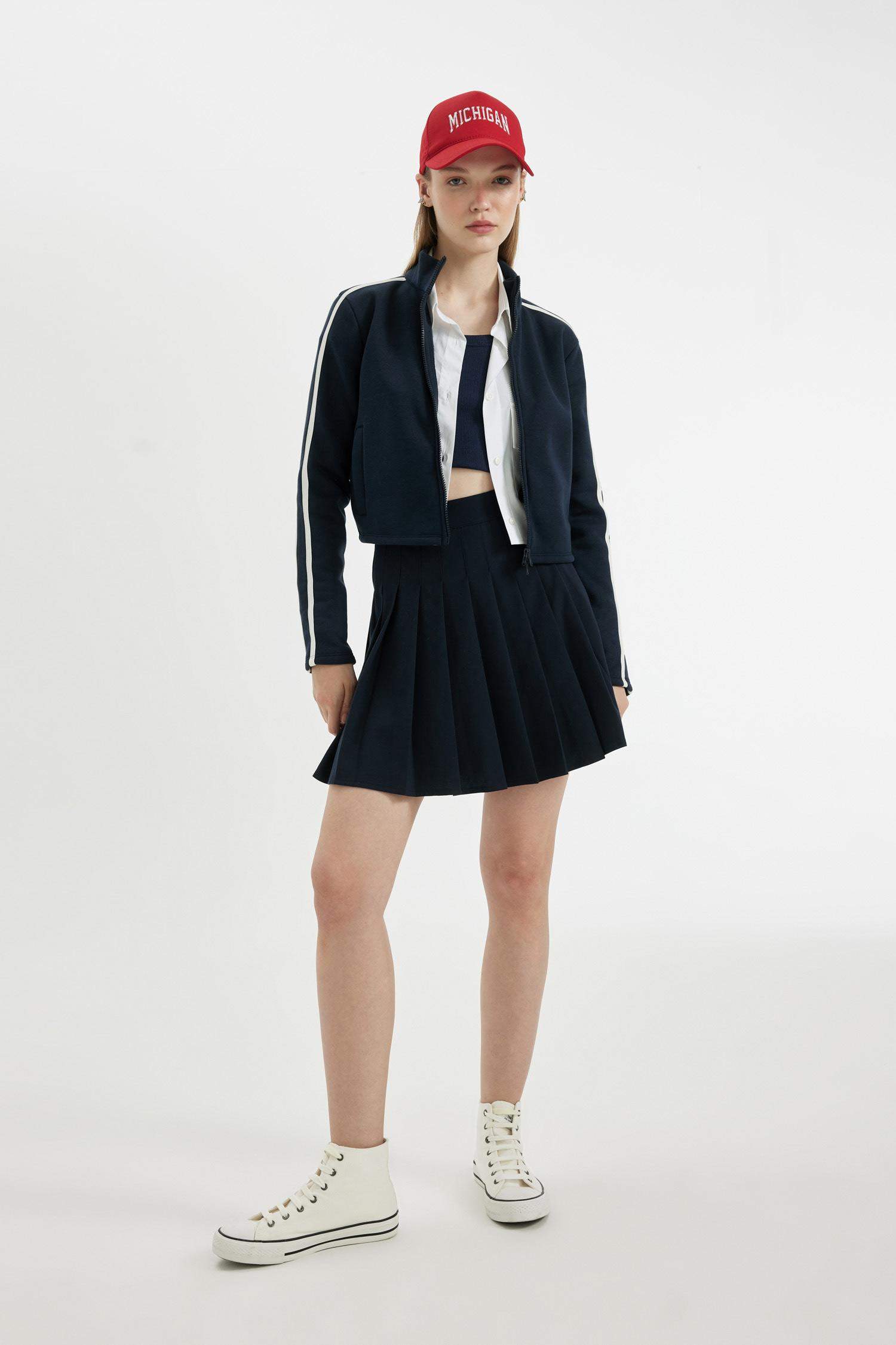 Coool Fitted Dik Yaka Basic Düz Cepli Fermuarlı Sweatshirt