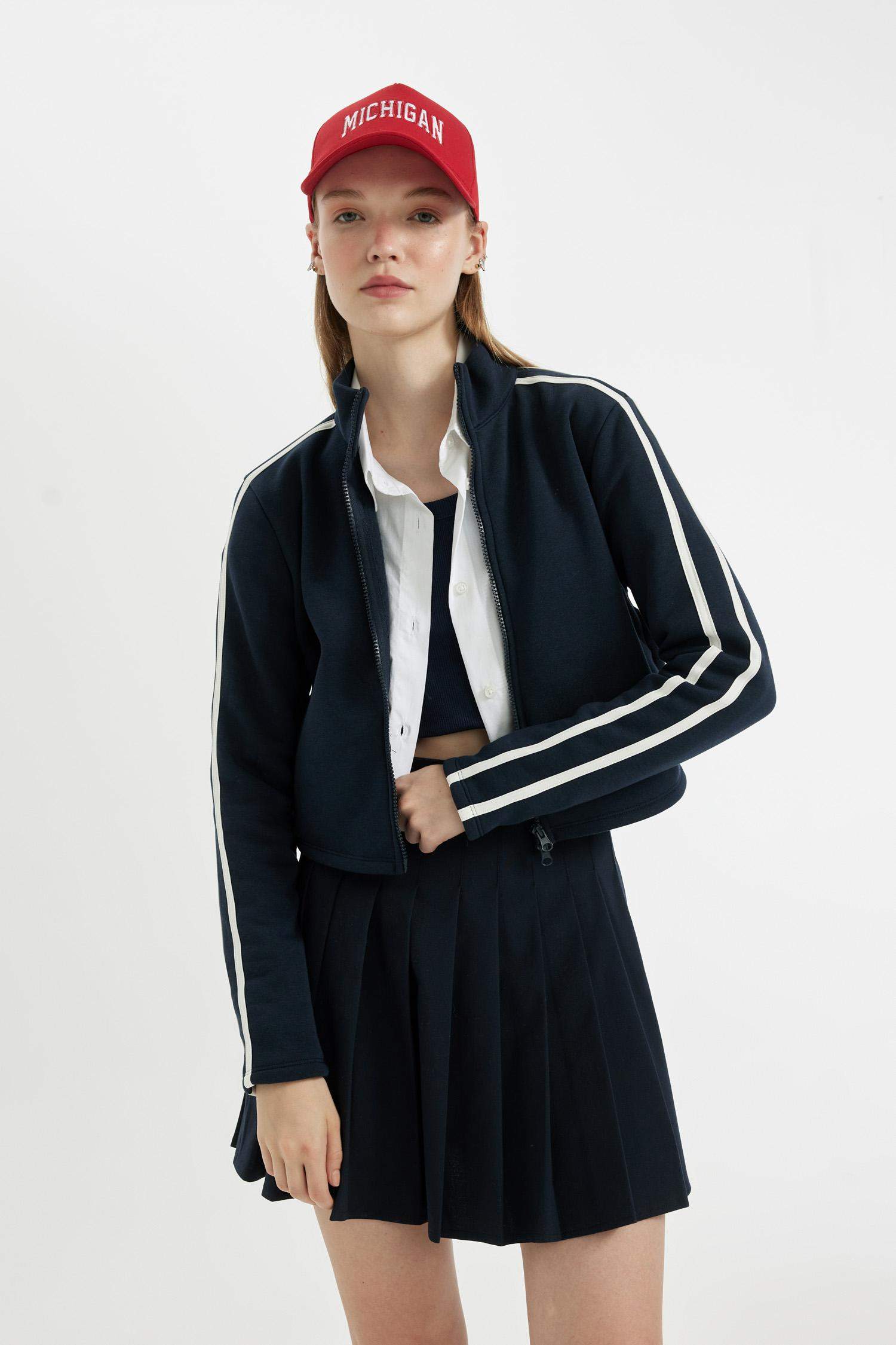 Coool Fitted Dik Yaka Basic Düz Cepli Fermuarlı Sweatshirt