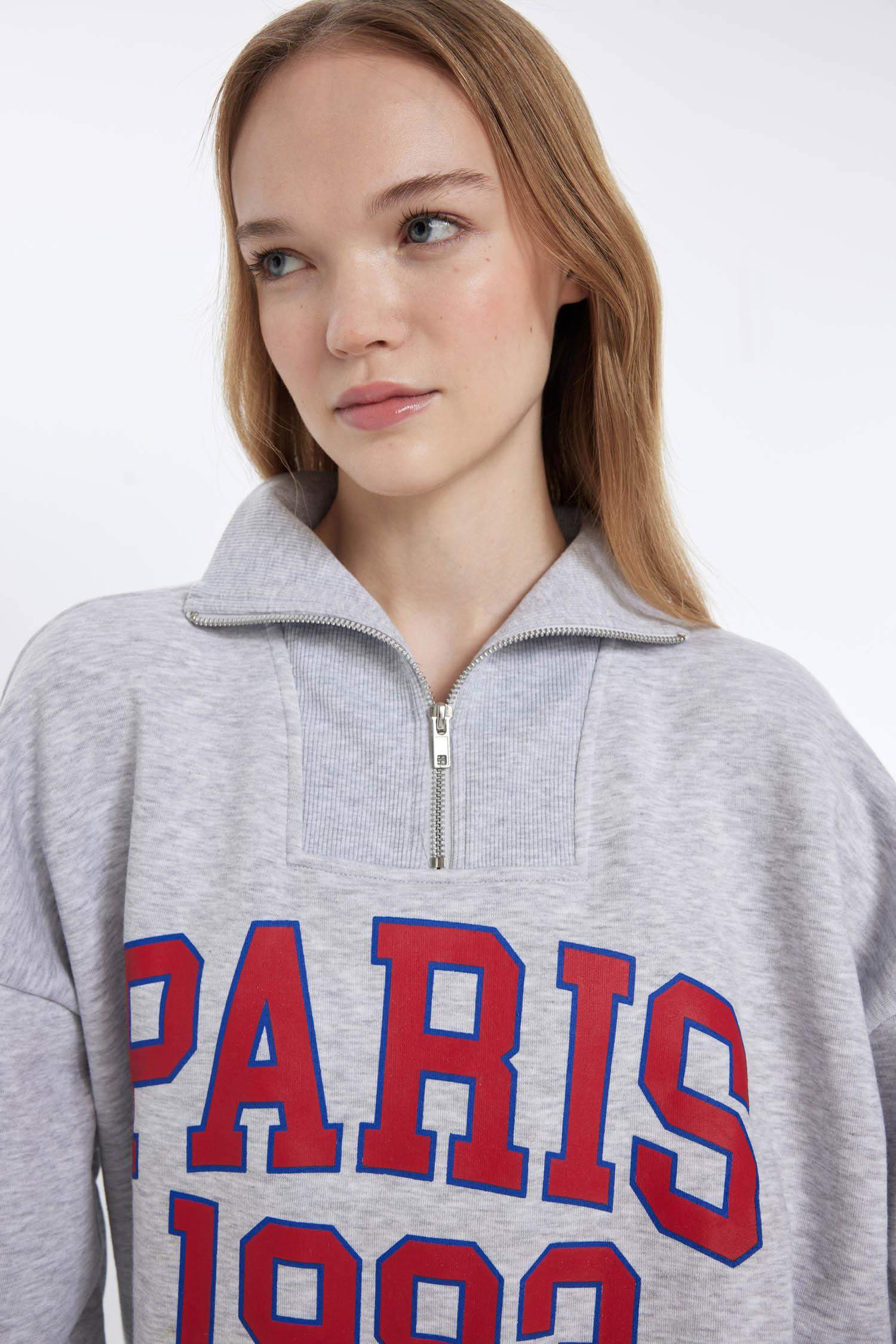 سويت شيرت اوفر سايز قماش سميك بياخة بسحاب