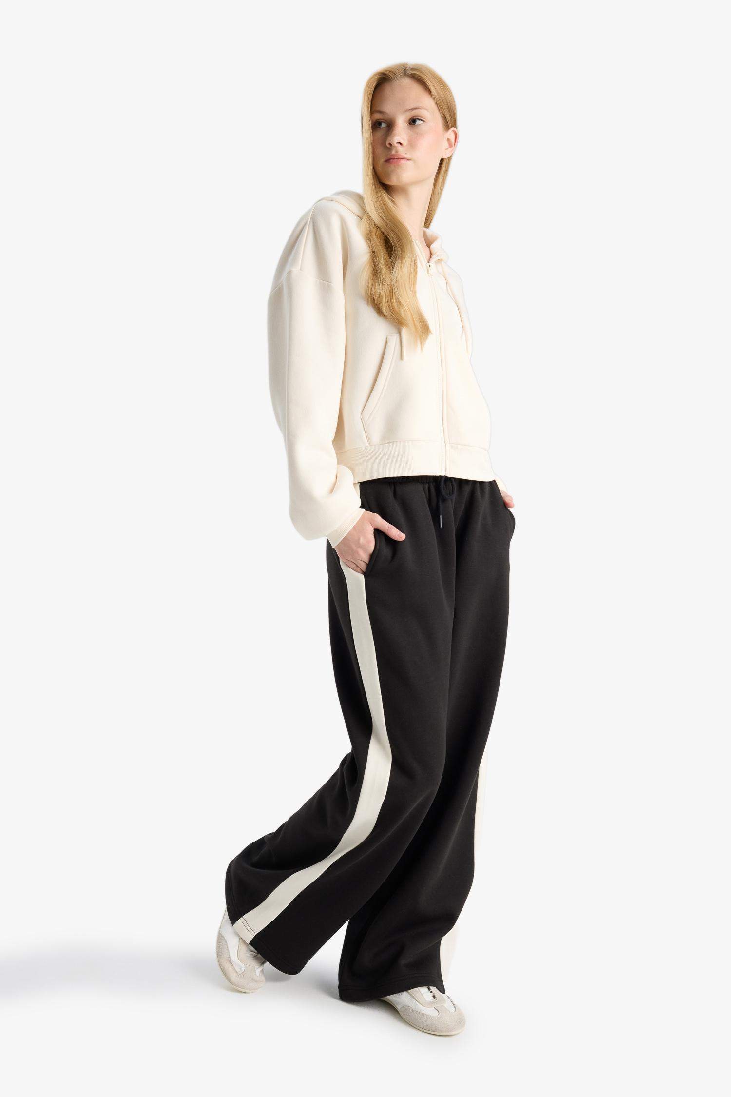 Wide Leg Trousers
