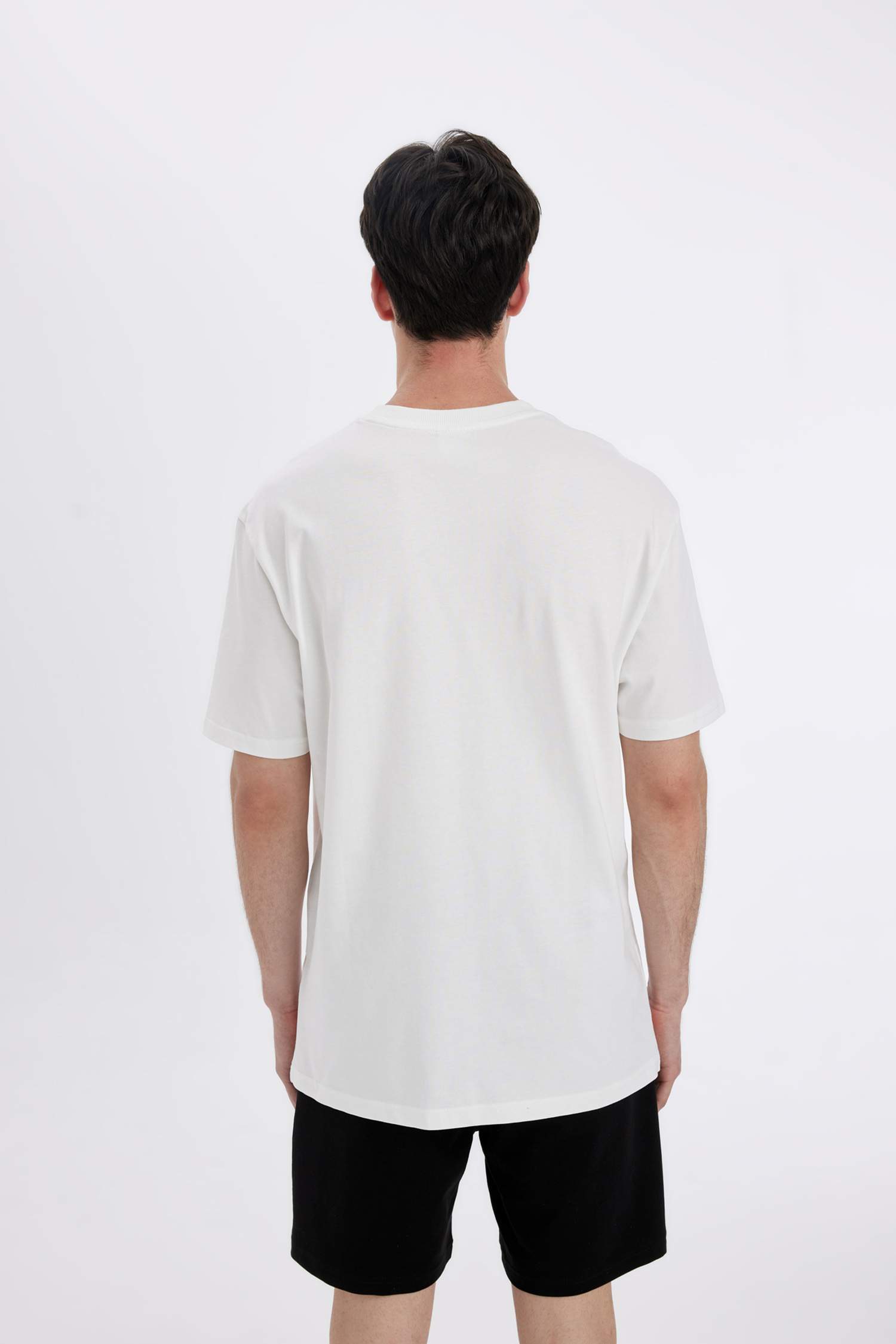 Regular Fit Crew Neck Printed Short Sleeve T-Shirt