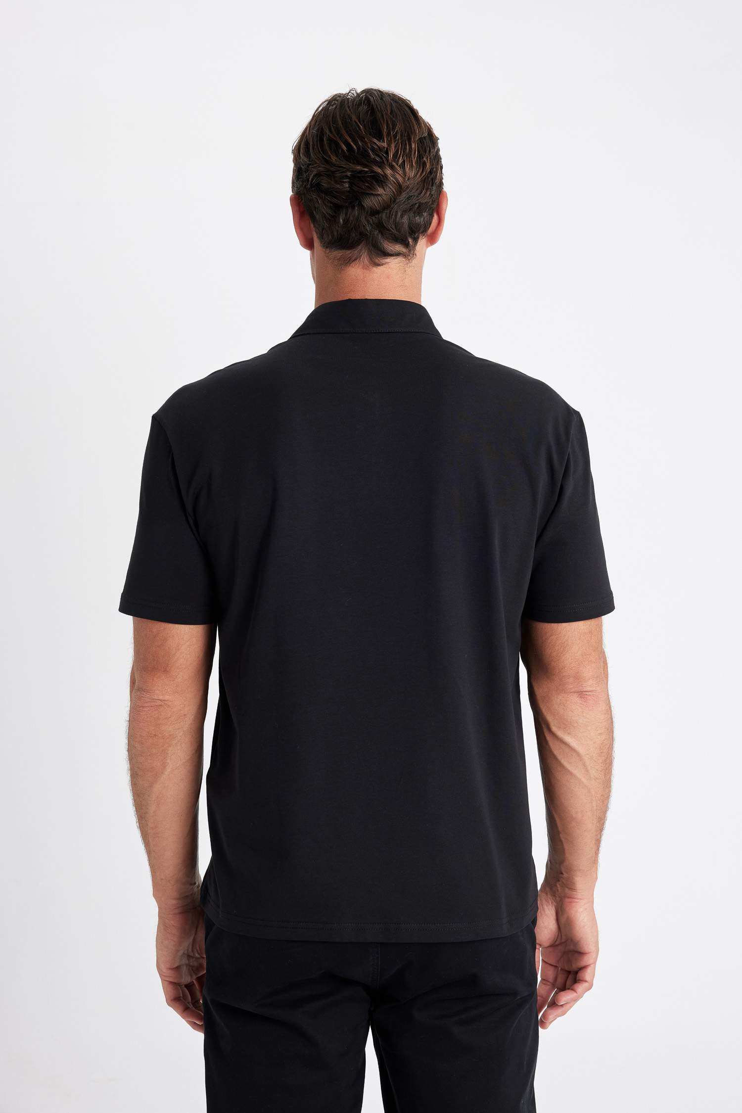 تيشيرت بولو نص كم قصة عادية