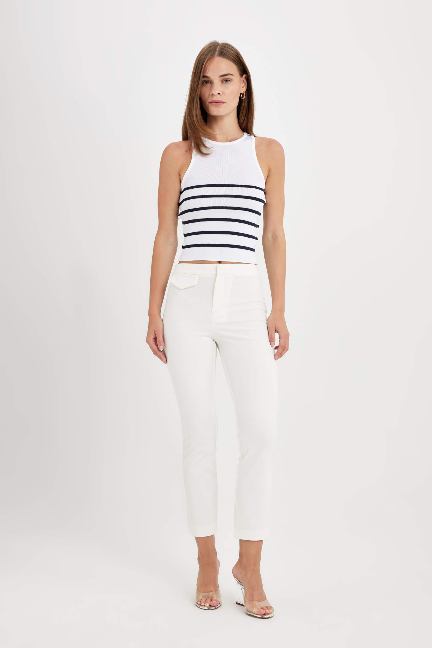 Flare Fit Süs Cepli Yüksek Bel Pantolon