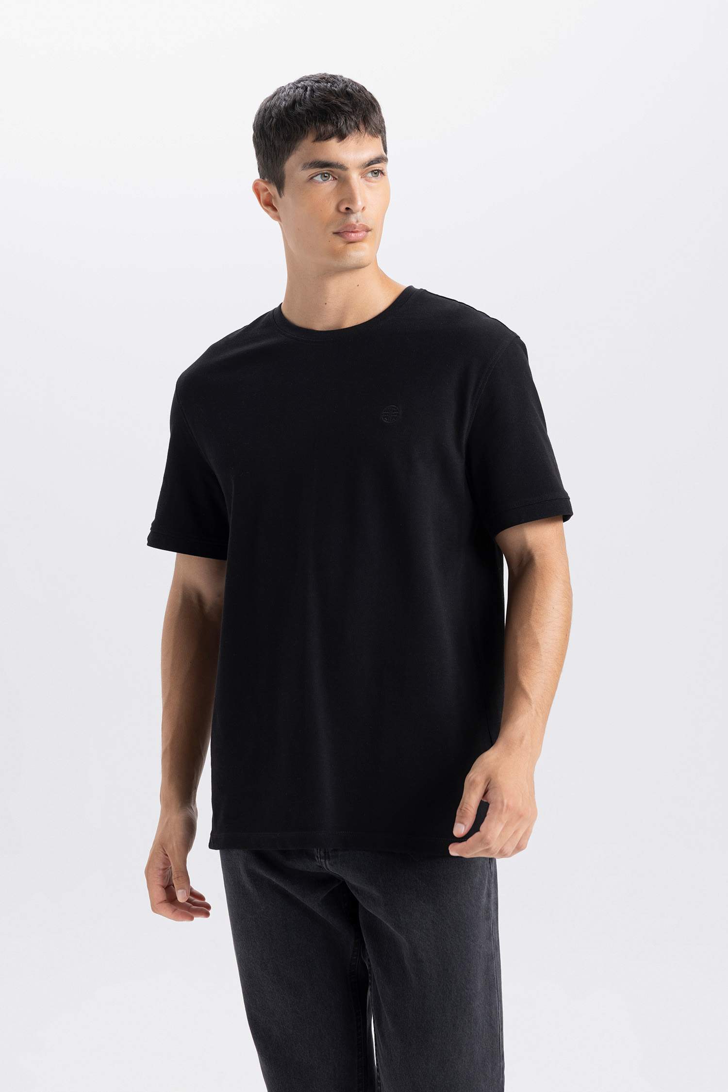 %100 Pamuk Regular Fit Bisiklet Yaka Kısa Kollu Pike Tişört