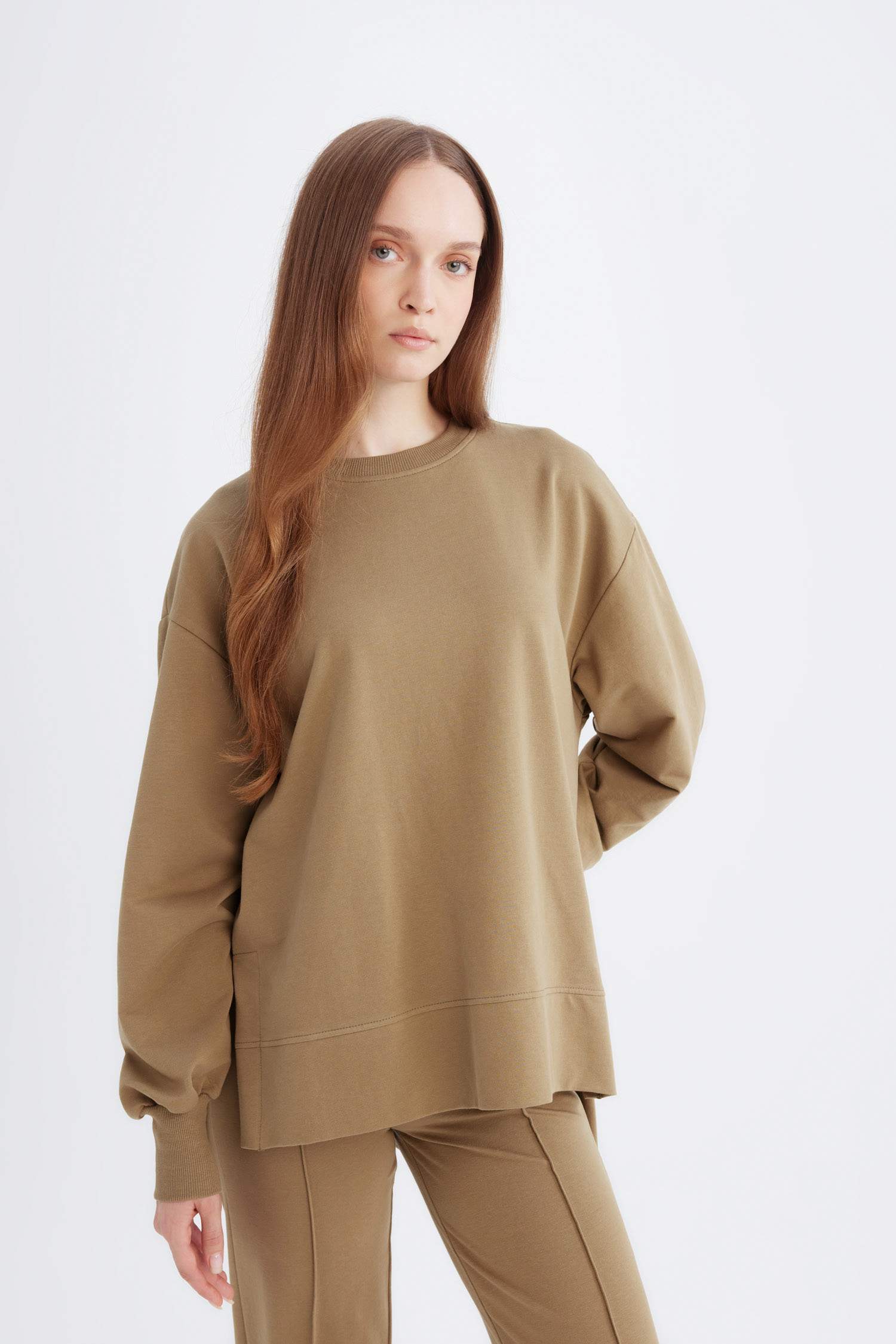 تونيك كم طويل قماش رقيق قصة عادية