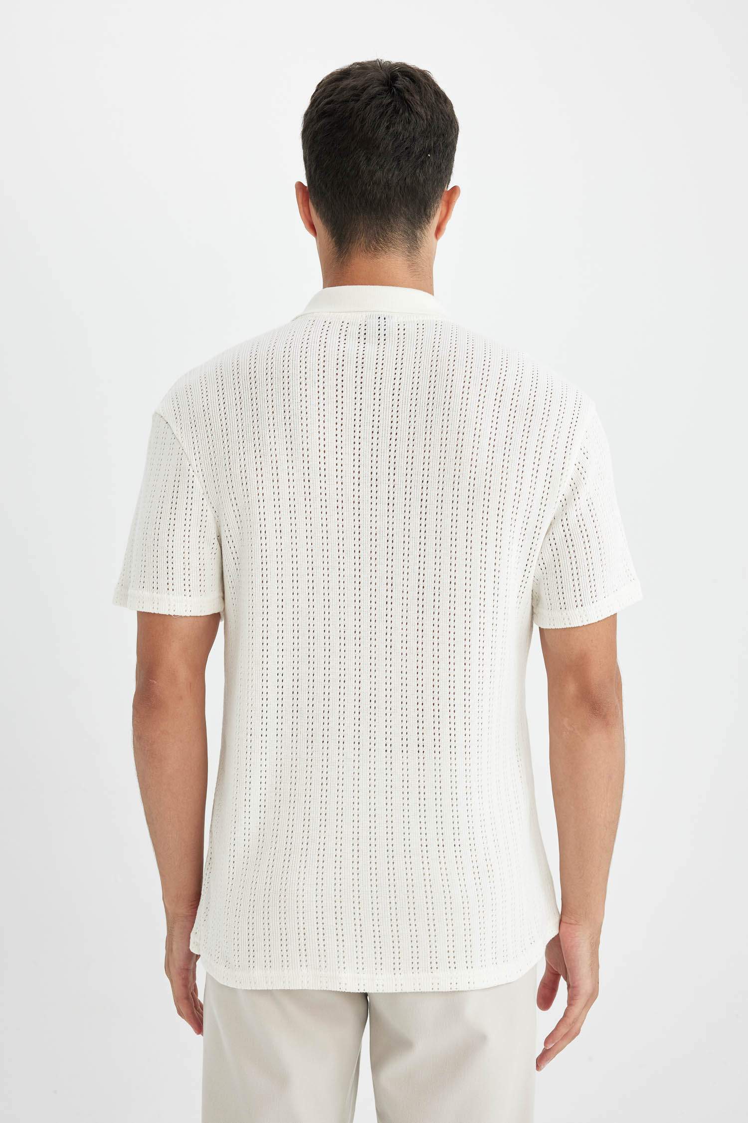 Regular Fit Kısa Kollu Dokulu Triko Polo Tişört