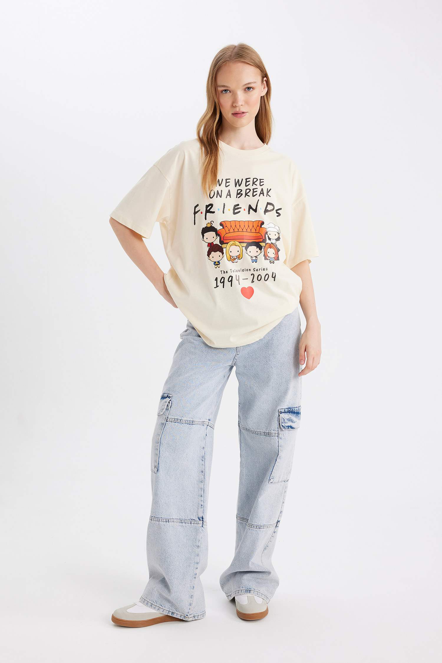 Friends Oversize Geniş Kalıp Bisiklet Yaka Baskılı Kısa Kollu Tişört