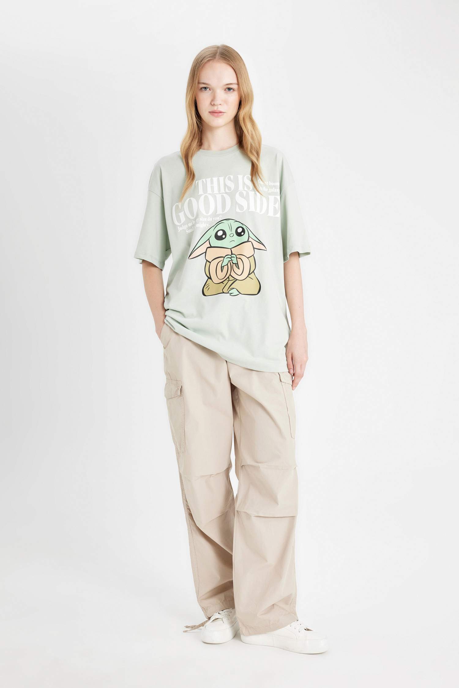 Coool Star Wars-Mandalorian Oversize Geniş Kalıp Bisiklet Yaka Sırt Baskılı Kısa Kollu Tişört