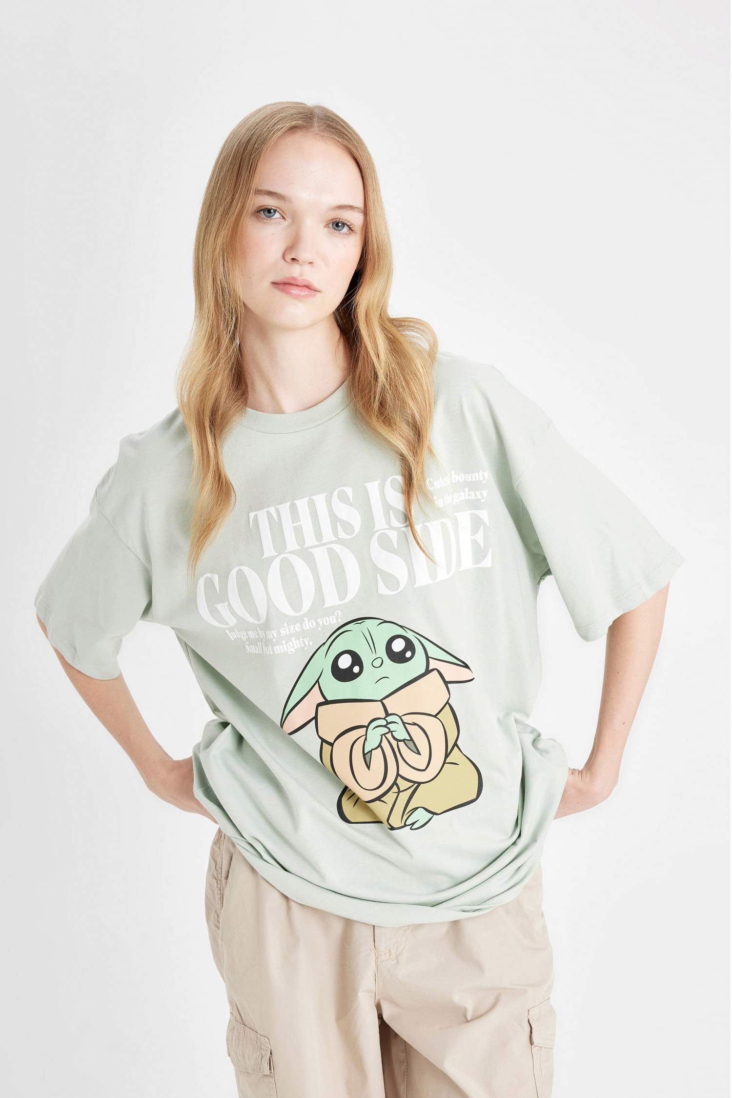 Coool Star Wars-Mandalorian Oversize Geniş Kalıp Bisiklet Yaka Sırt Baskılı Kısa Kollu Tişört