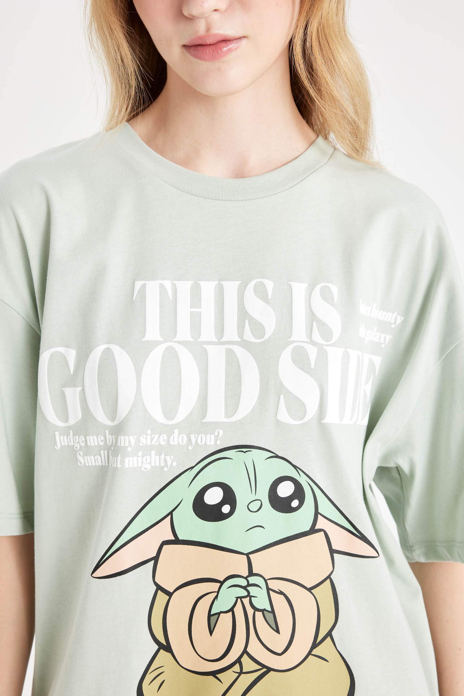 Coool Star Wars-Mandalorian Oversize Geniş Kalıp Bisiklet Yaka Sırt Baskılı Kısa Kollu Tişört