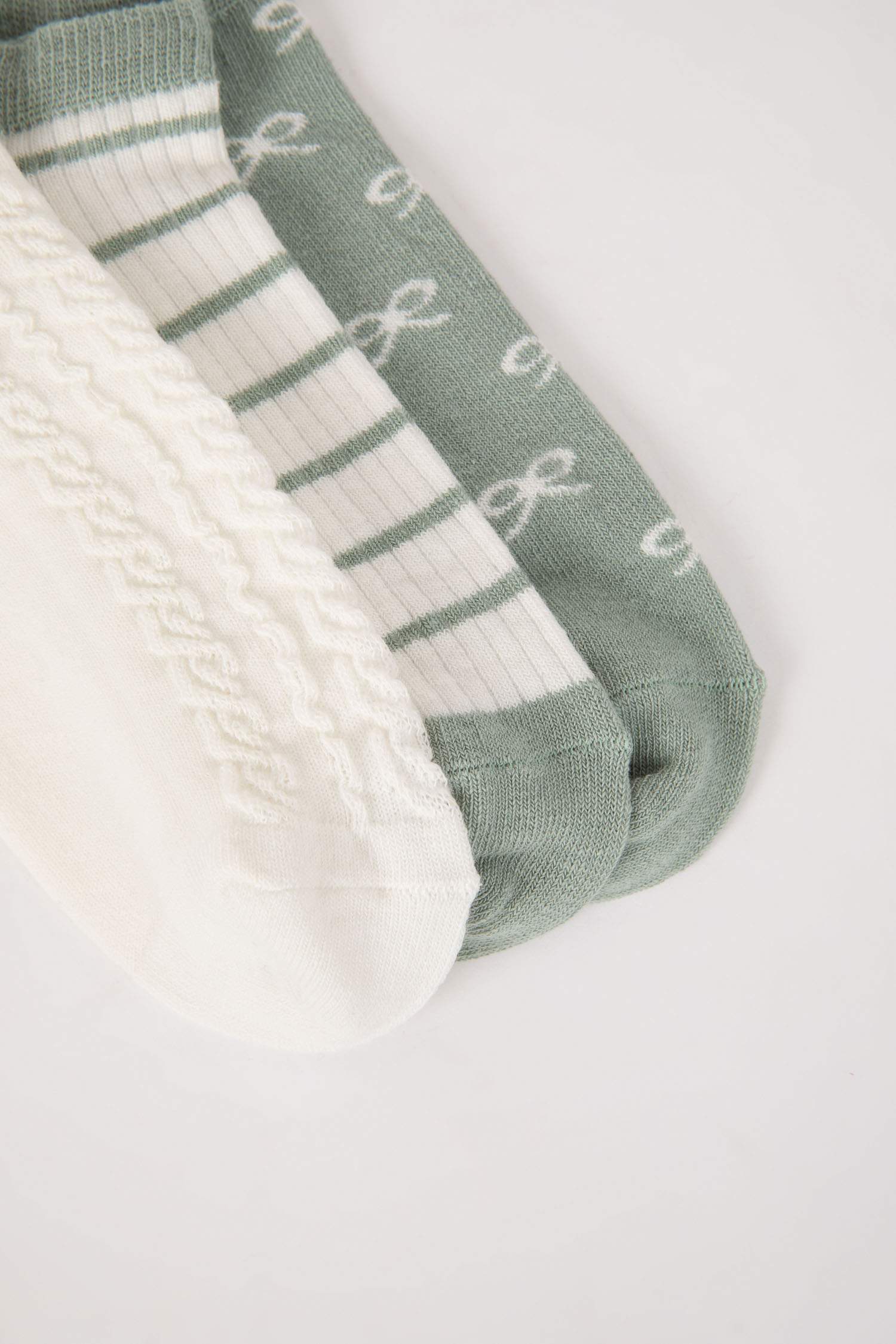 جوارب قصيرة للنساء قطن - 3 قطع