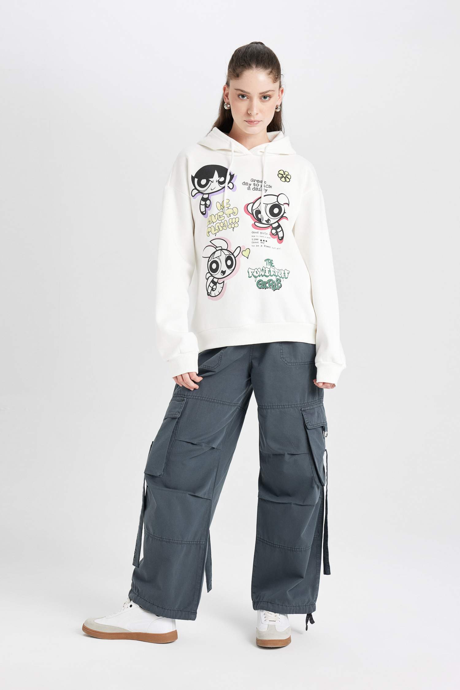 Oversize Fit PowerPuff Girls Licensed Printed Sweatshirt