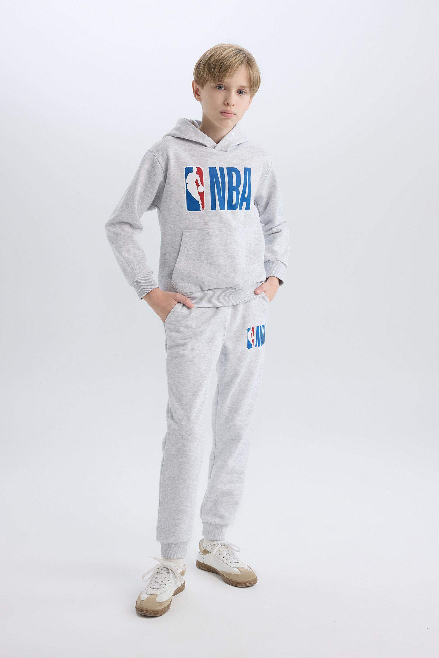 Boy NBA Wordmark Hooded Thick Sweatshirt