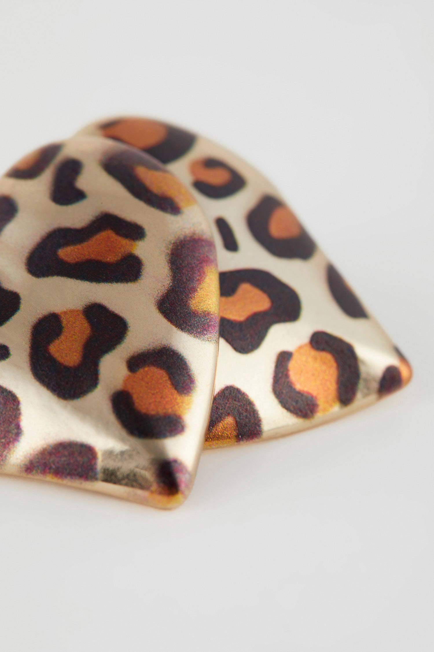 Woman Leopard Patterned Heart Earring