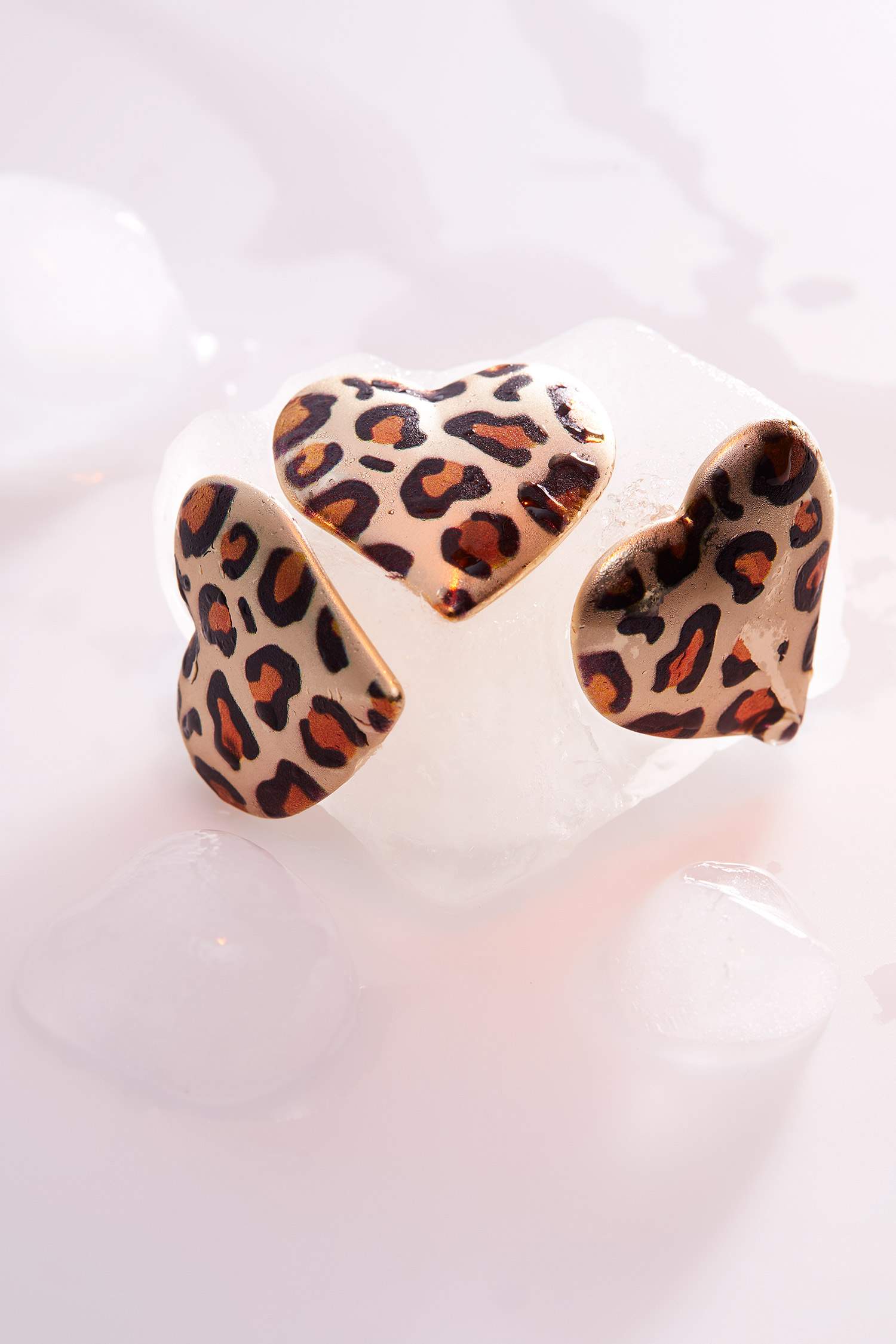 Woman Leopard Patterned Heart Earring