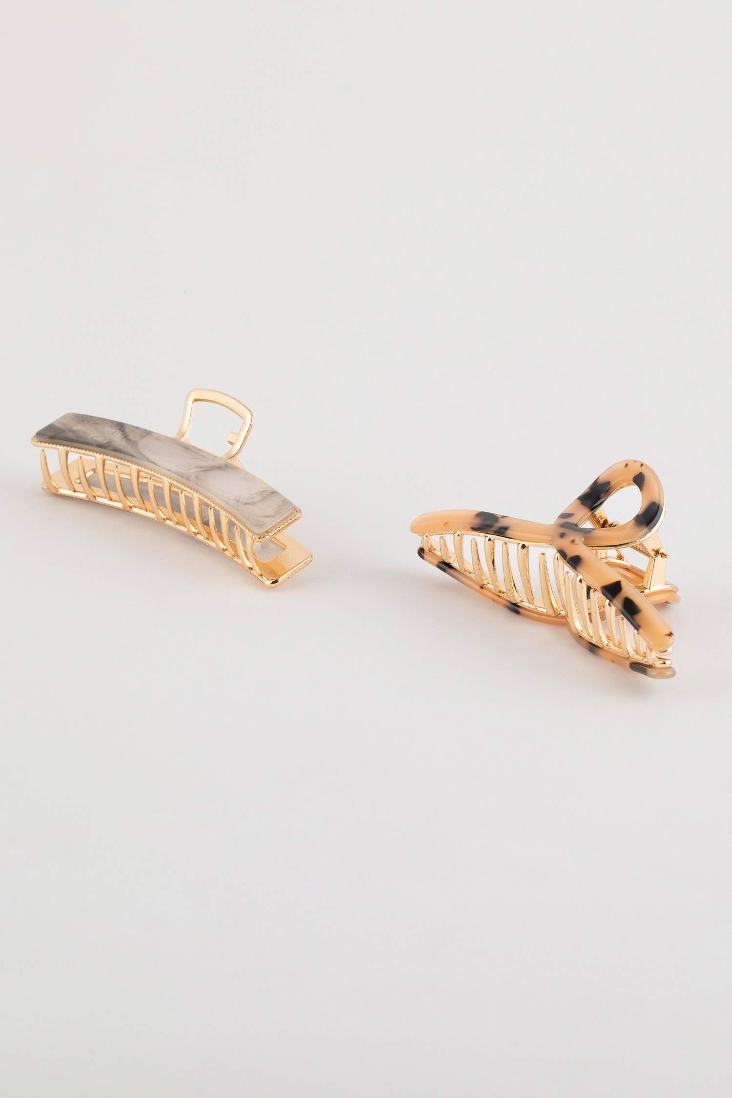 كلبس شعر تايجر - قطعتين