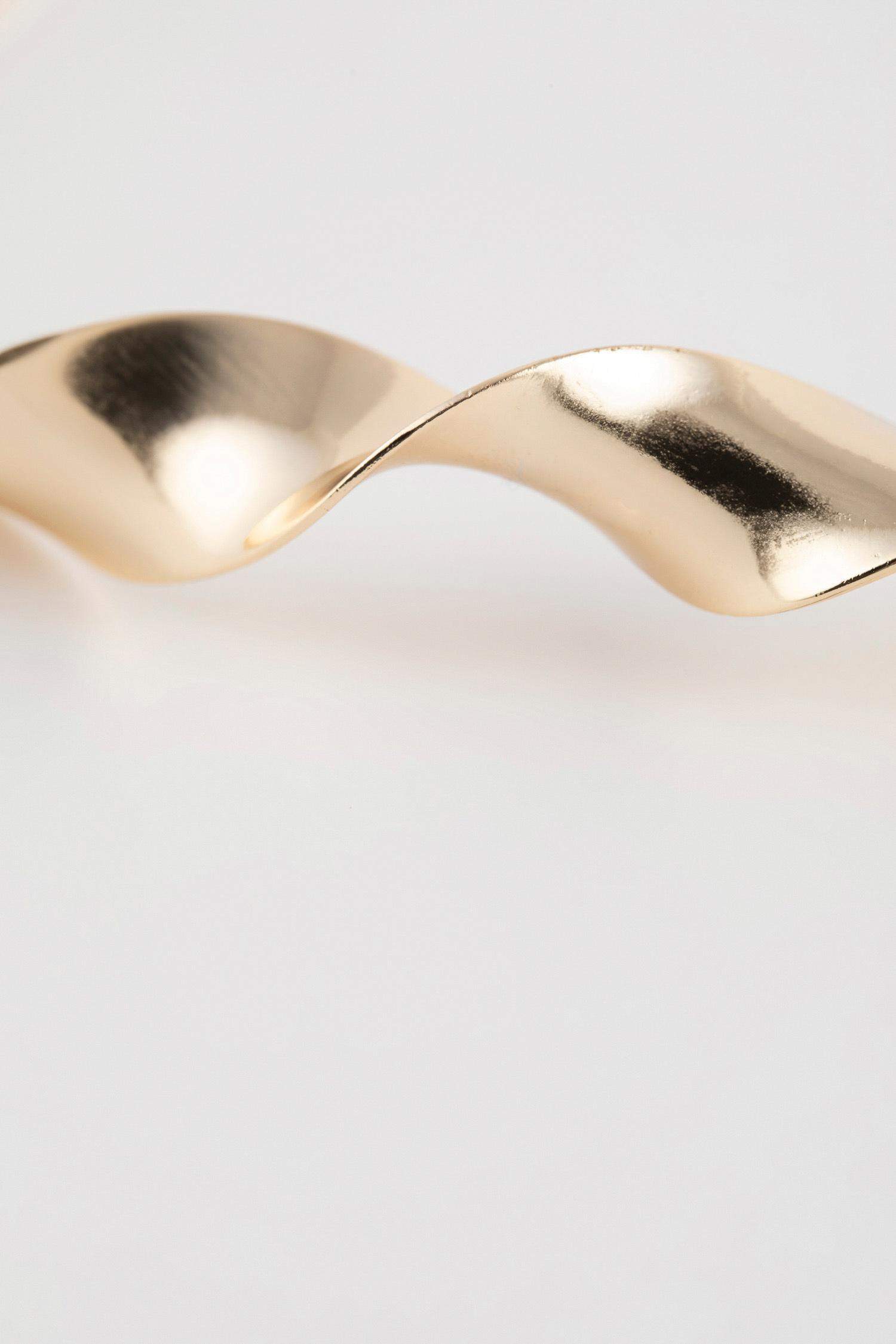 سلسلة نسائية