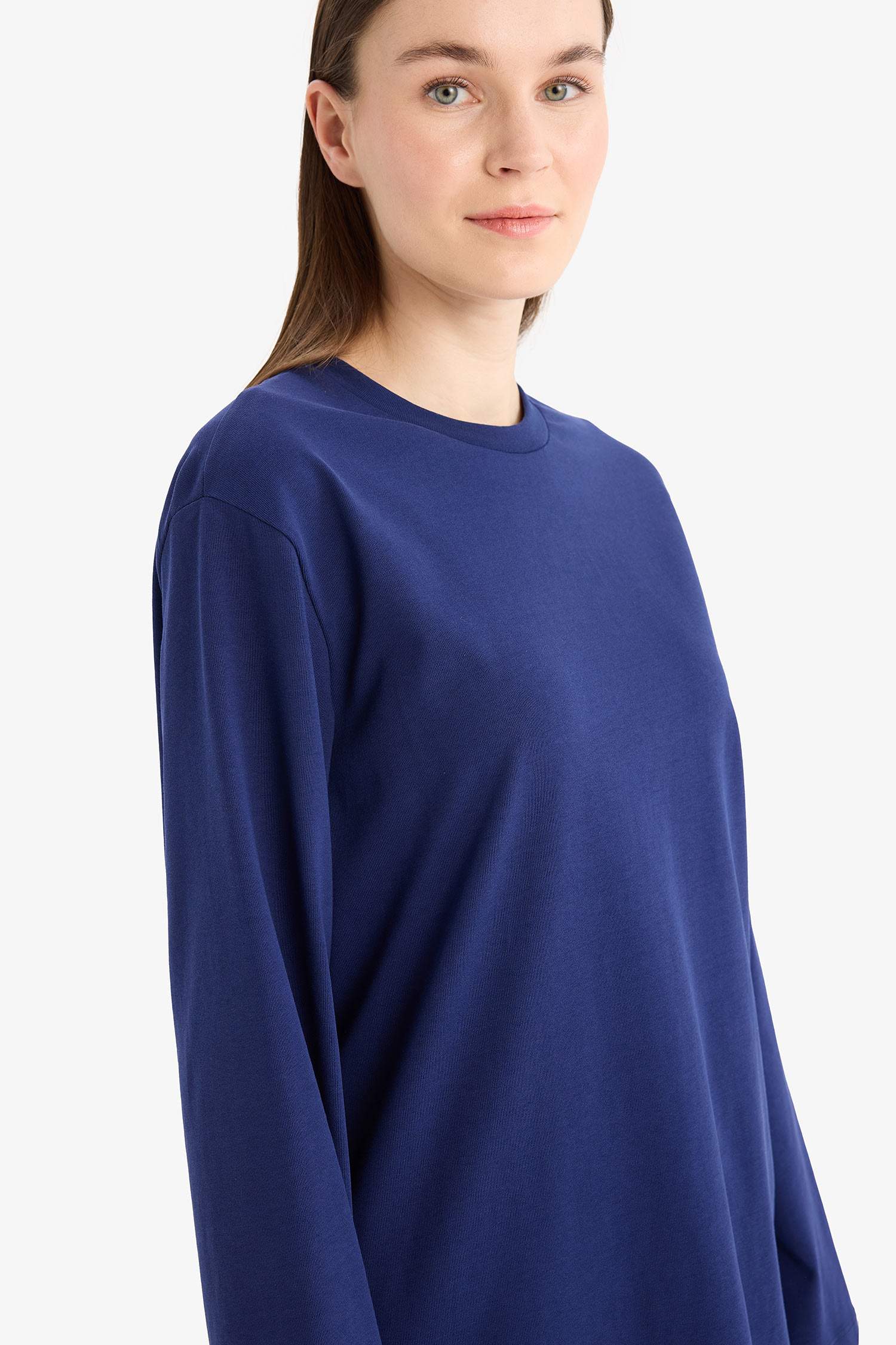 Regular Fit Bisiklet Yaka Basic Düz Uzun Kollu Tişört Tunik