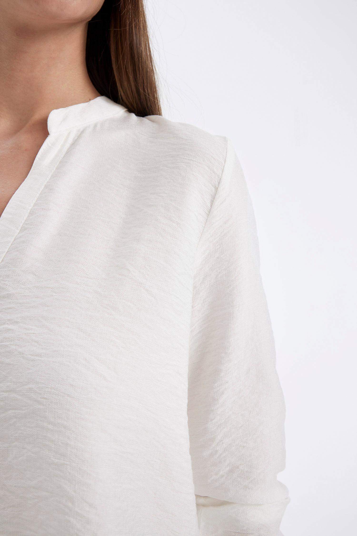 Apaş Yaka Basic Düz Katlamalı Düğmeli Uzun Kollu Beyaz Gömlek