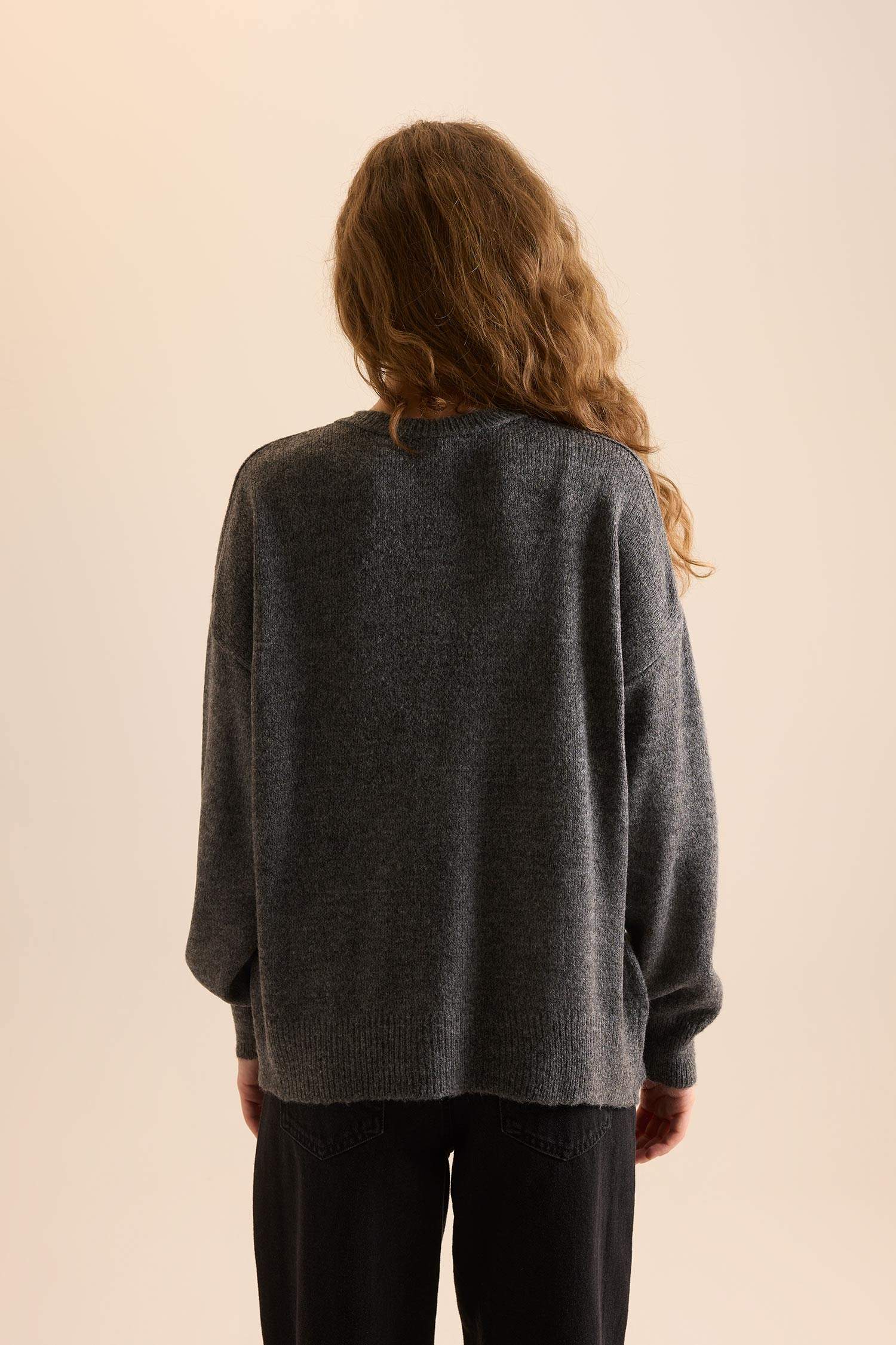 Oversize Geniş Kalıp Düğmeli Yaka Triko Kazak