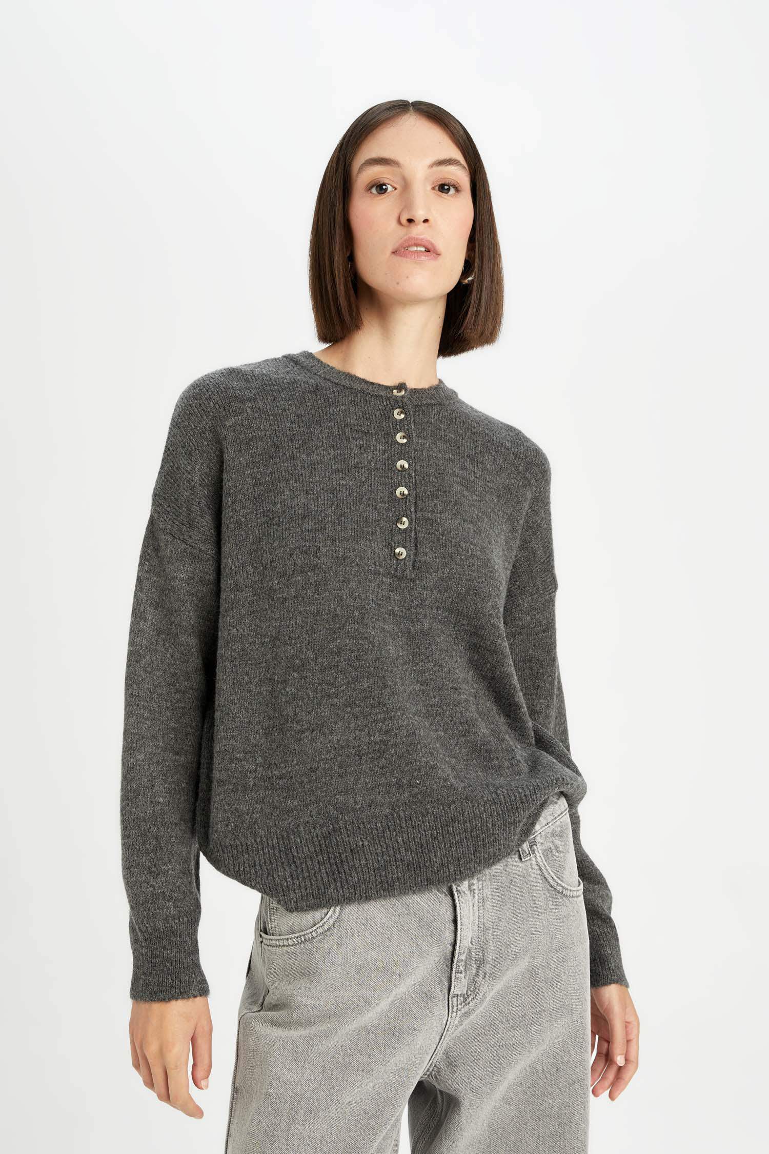 Oversize Geniş Kalıp Düğmeli Yaka Triko Kazak