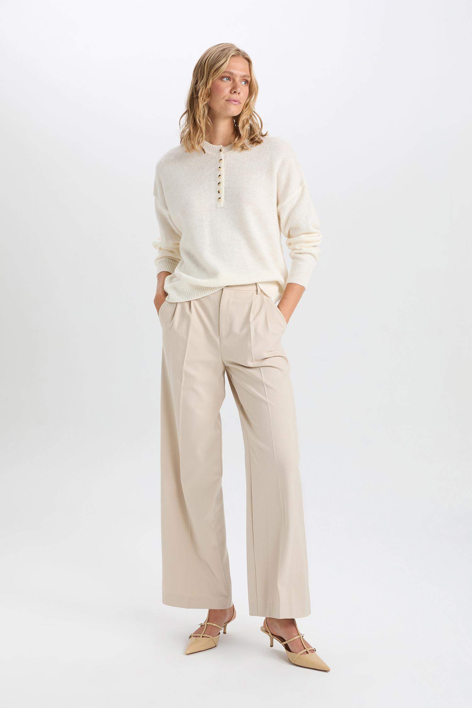 Oversize Geniş Kalıp Düğmeli Yaka Triko Kazak