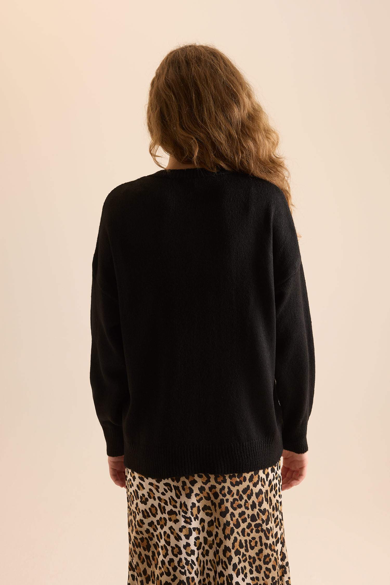 Oversize Geniş Kalıp Düğmeli Yaka Triko Kazak