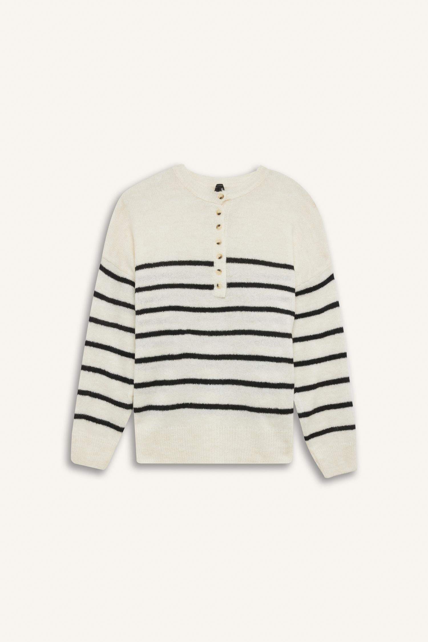 Oversize Geniş Kalıp Düğmeli Yaka Çizgili Triko Kazak