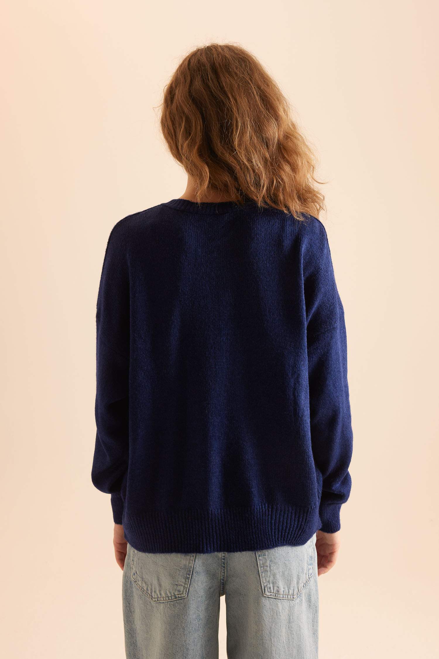 Oversize Geniş Kalıp Düğmeli Yaka Triko Kazak