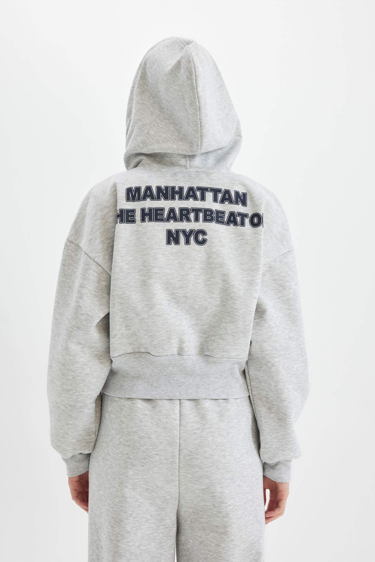 Oversize Geniş Kalıp Kapüşonlu Sırt Baskılı Cepli Kalın Fermuarlı Sweatshirt