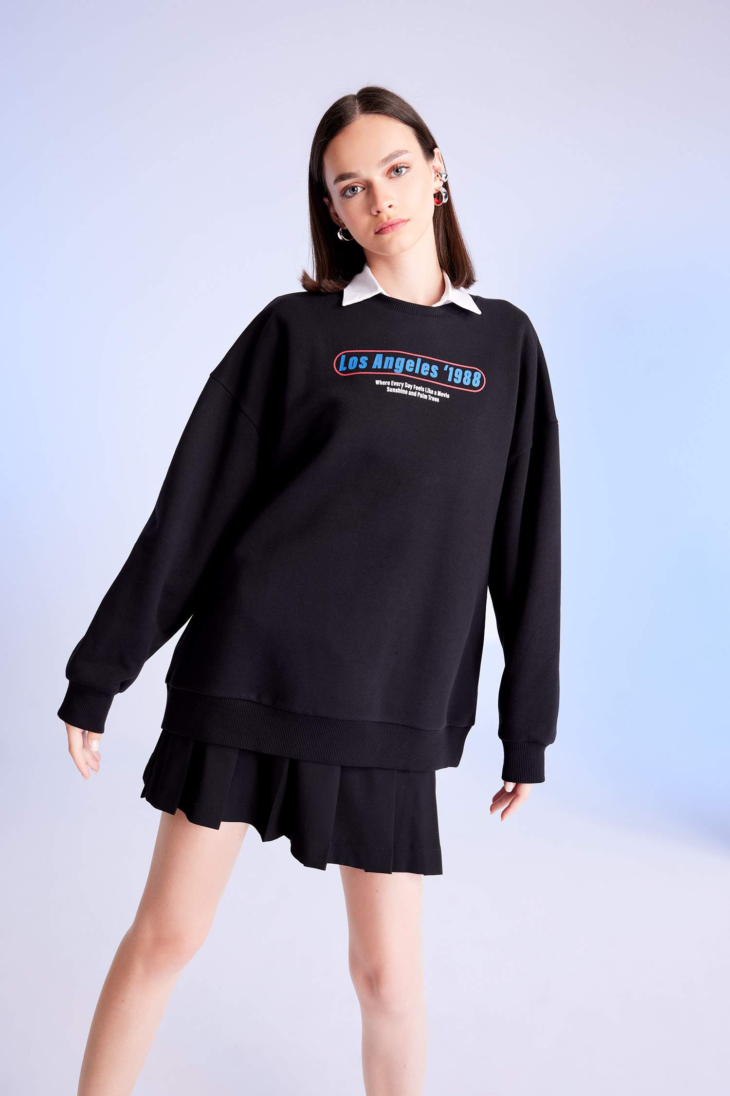Oversize Fit Crew Neck Back Printed Thick Sweatshirt