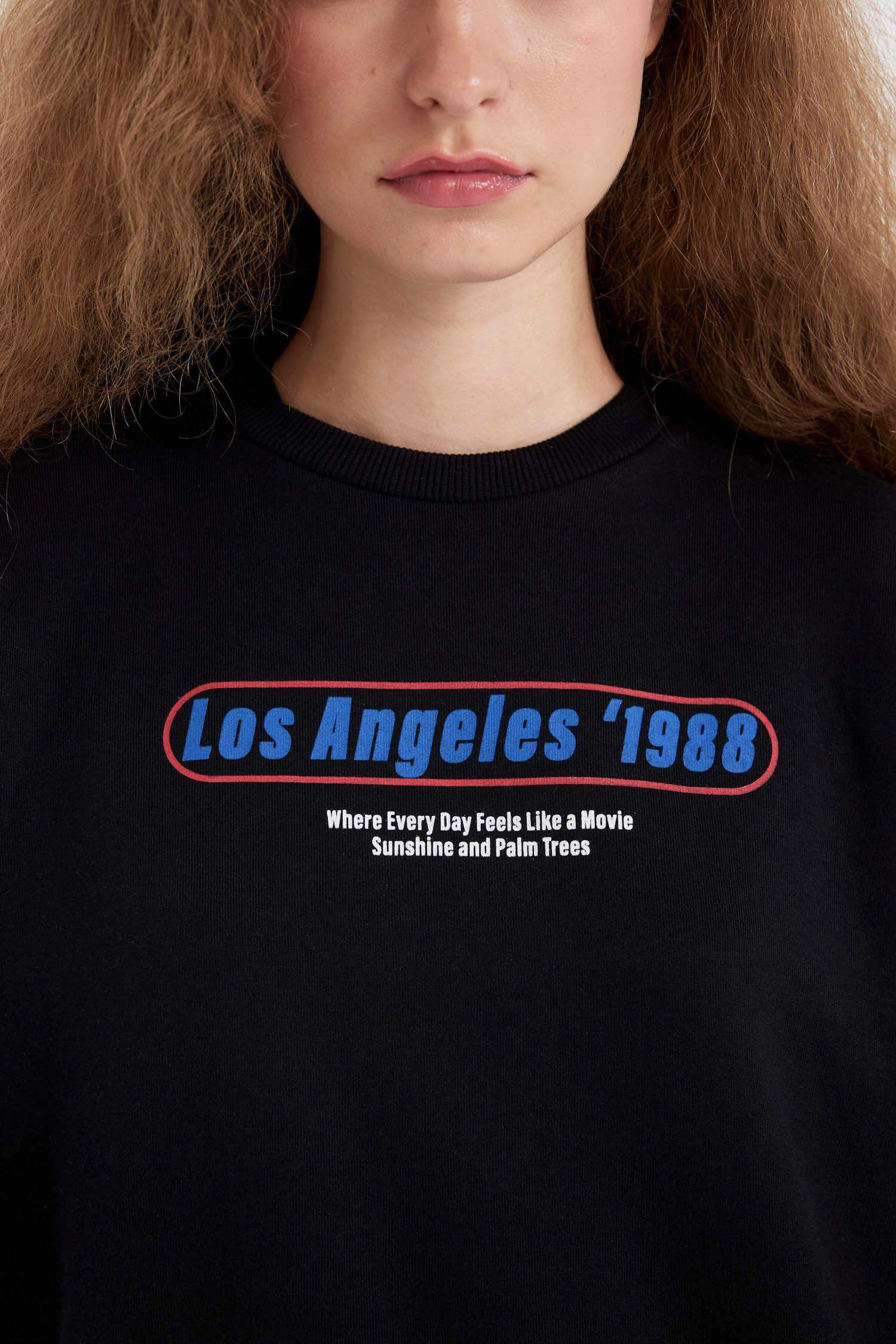 Oversize Fit Crew Neck Back Printed Thick Sweatshirt