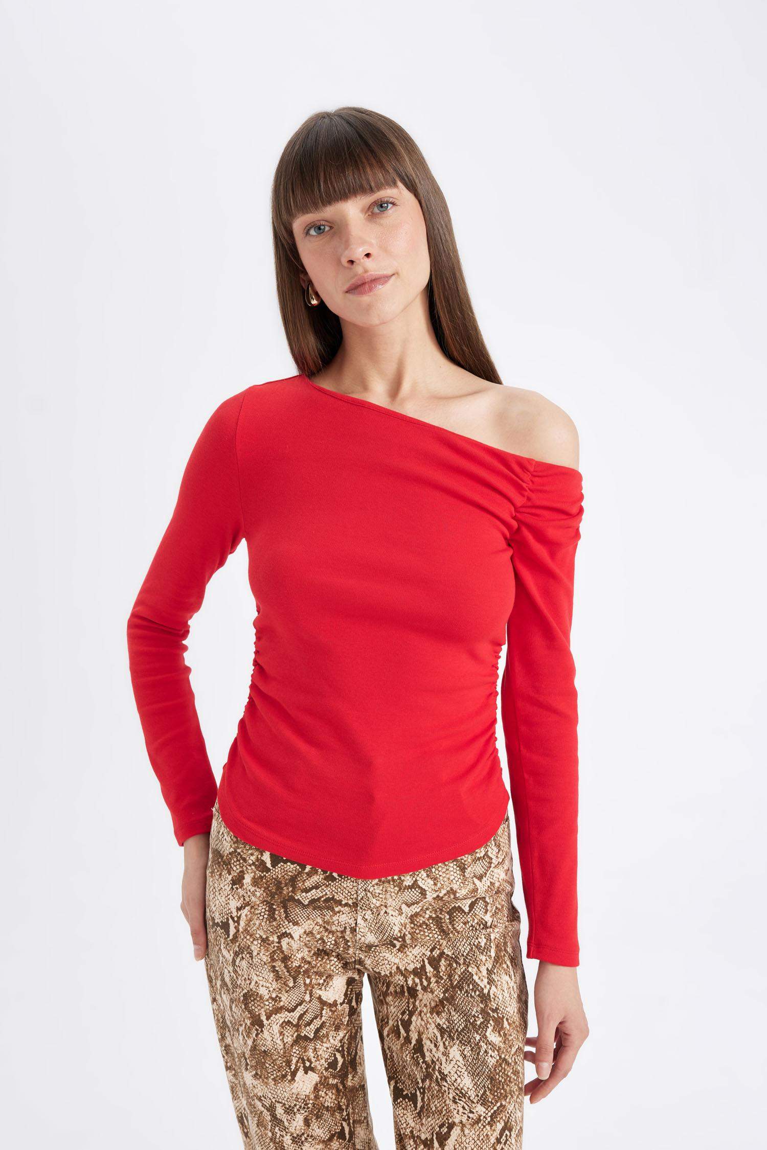 Kırmızı Slim Fit Dar Kesim Tek Omuzlu Ribana Basic Düz Uzun Kollu Tişört