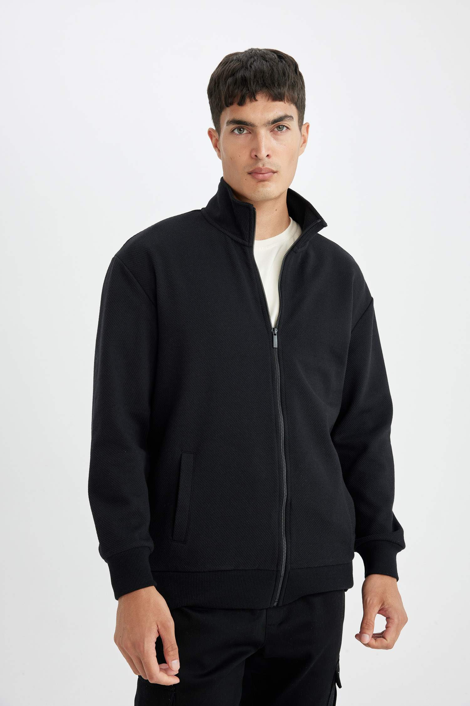 Comfort Regular Fit Rahat Kesim Dik Yaka Cepli Basic Düz Fermuarlı Sweatshirt