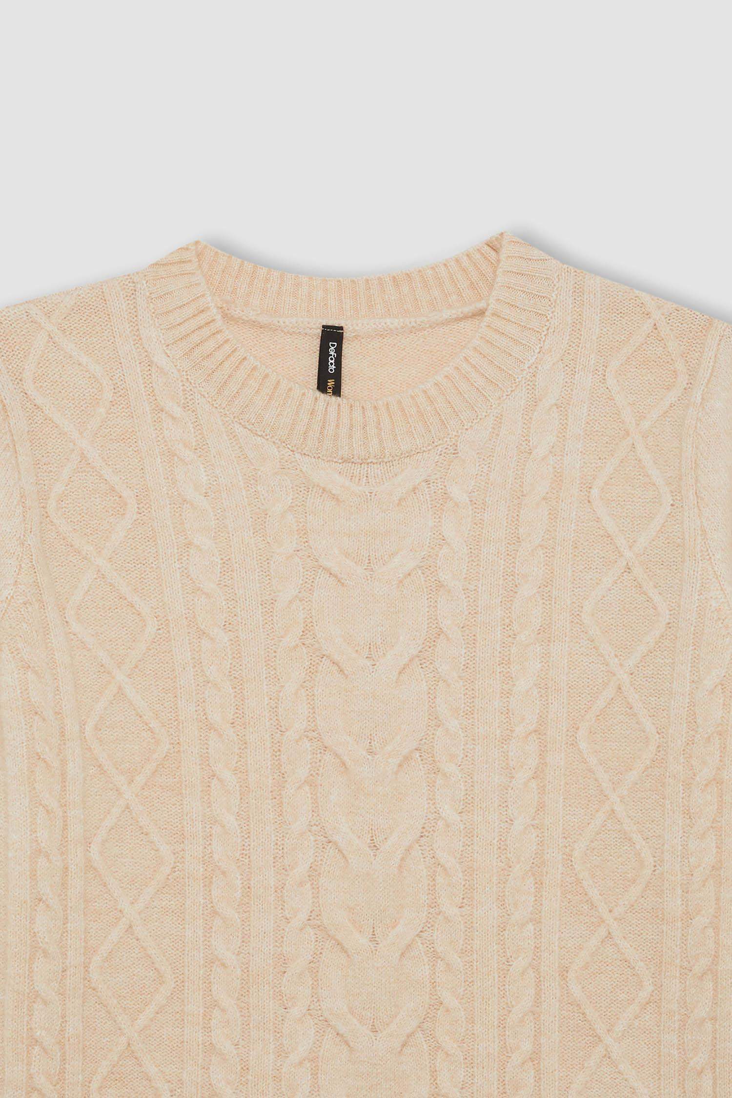 Regular Fit Bisiklet Yaka Saç Örgülü Triko Kazak