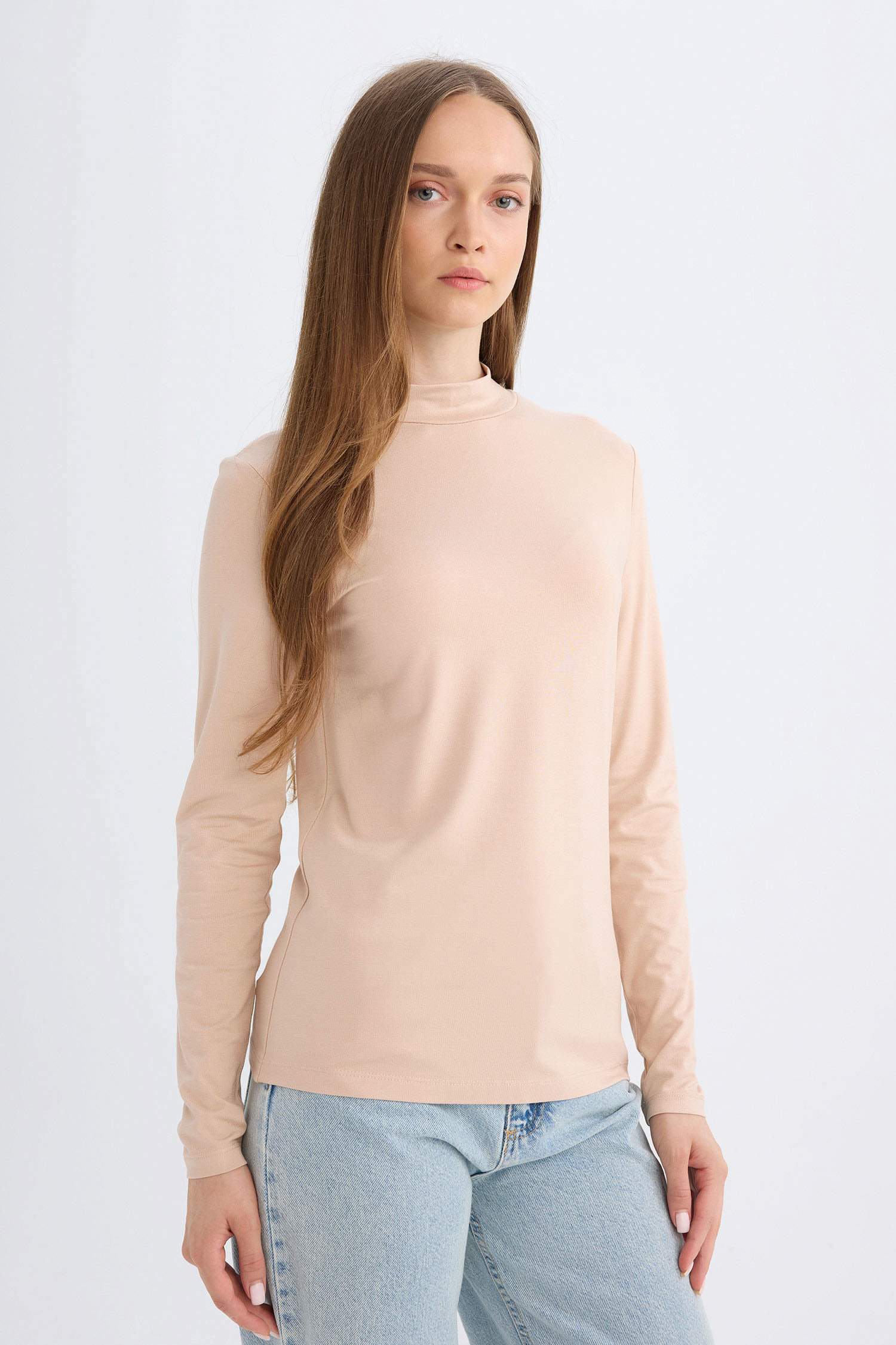 Yarım Balıkçı Yaka Basic Düz  Uzun Kollu Tişört