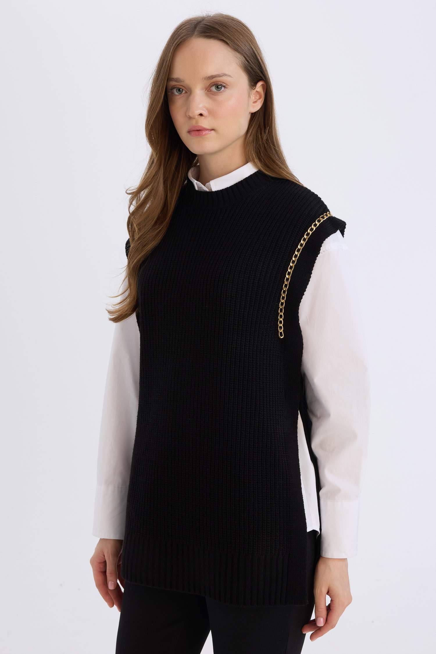 يلك صوف سادة بياخة مستديرة بفتحة من الجانب