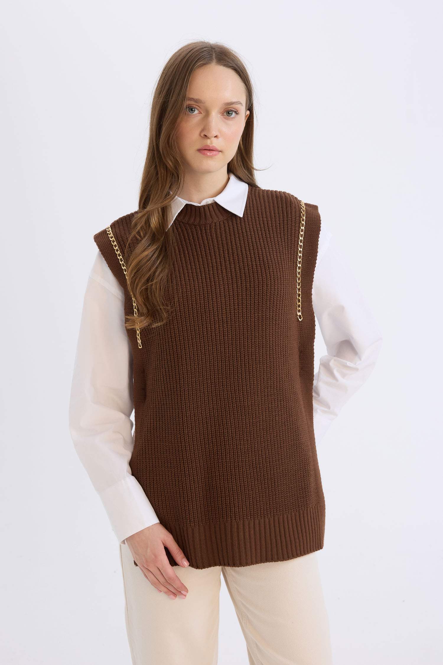 Half Turtleneck Basic Side Slit Vest